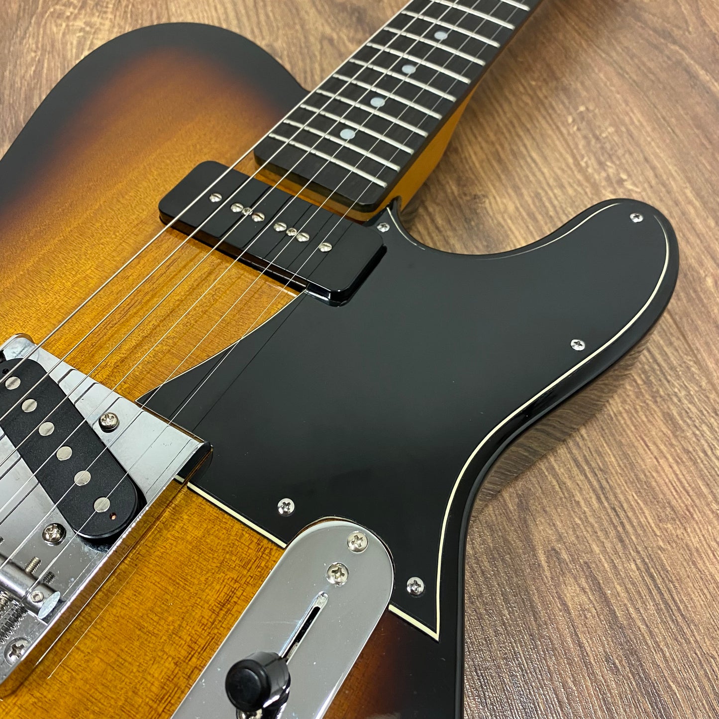 Pre-Owned Stagg SET-CST Vintage "T" Series Custom - Brown Sunburst