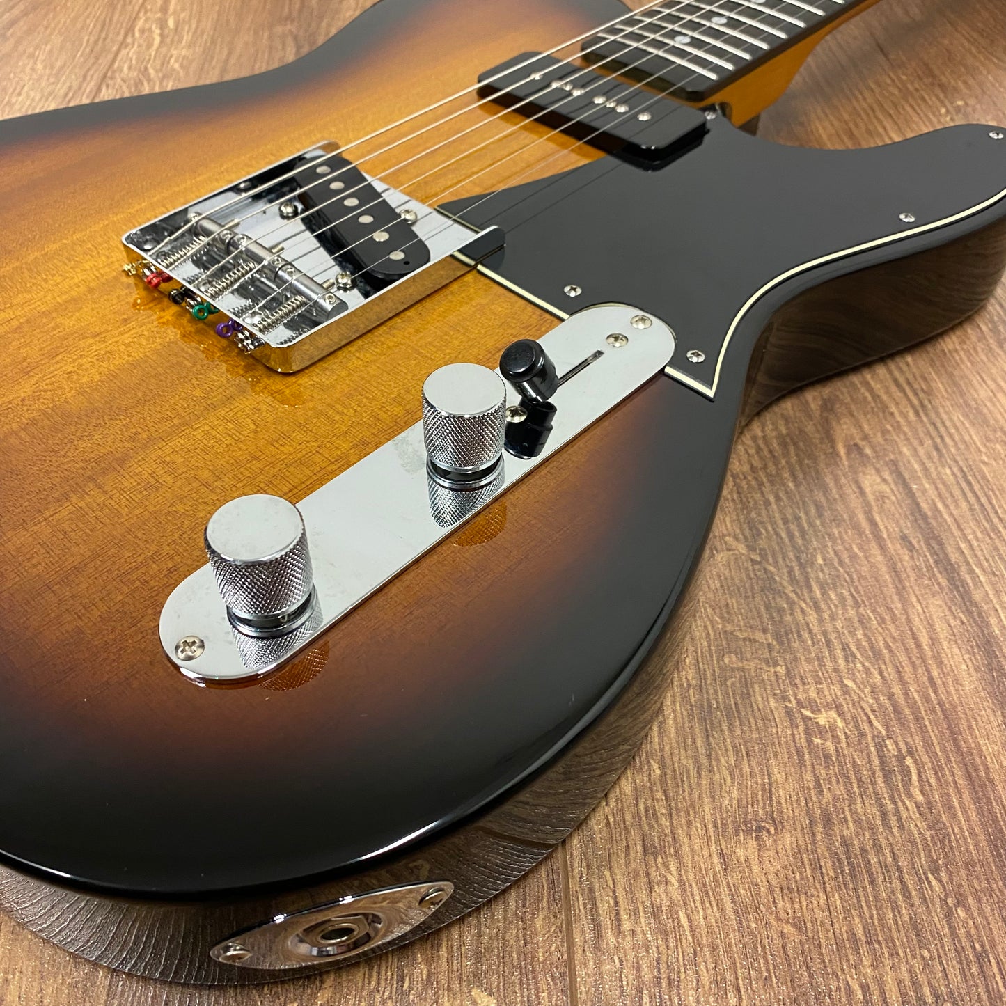 Pre-Owned Stagg SET-CST Vintage "T" Series Custom - Brown Sunburst