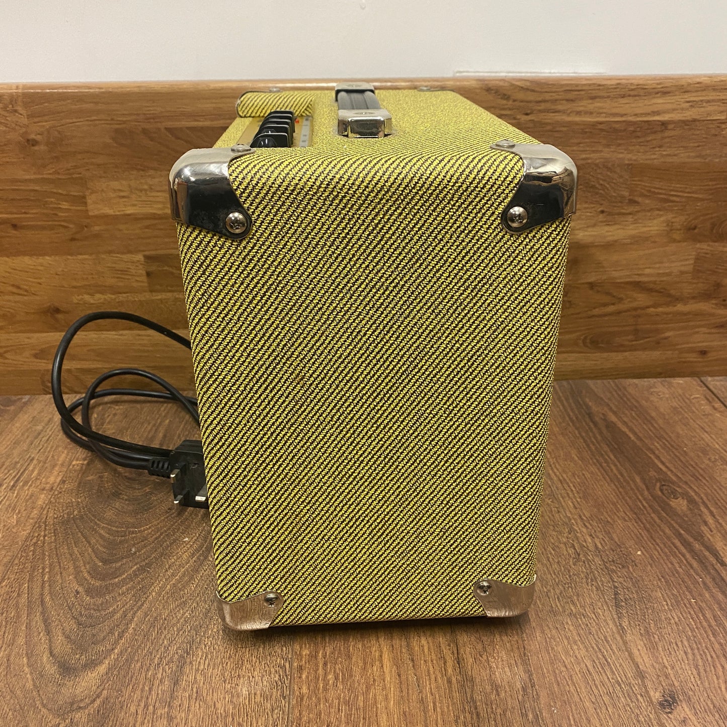Pre-Owned Subzero V15G Tweed Practice Amp