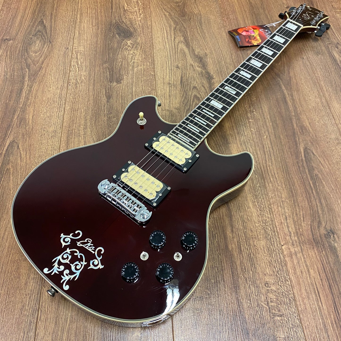 Eko M-24 -Vintage Wine Red - *B-STOCK*