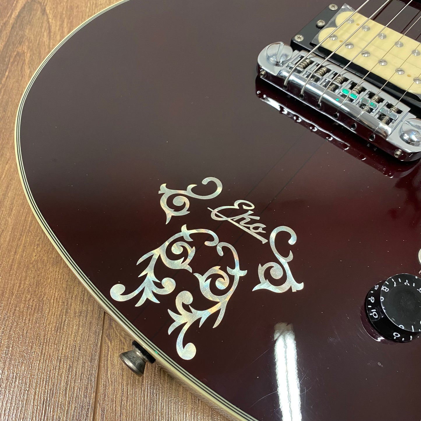 Eko M-24 -Vintage Wine Red - *B-STOCK*