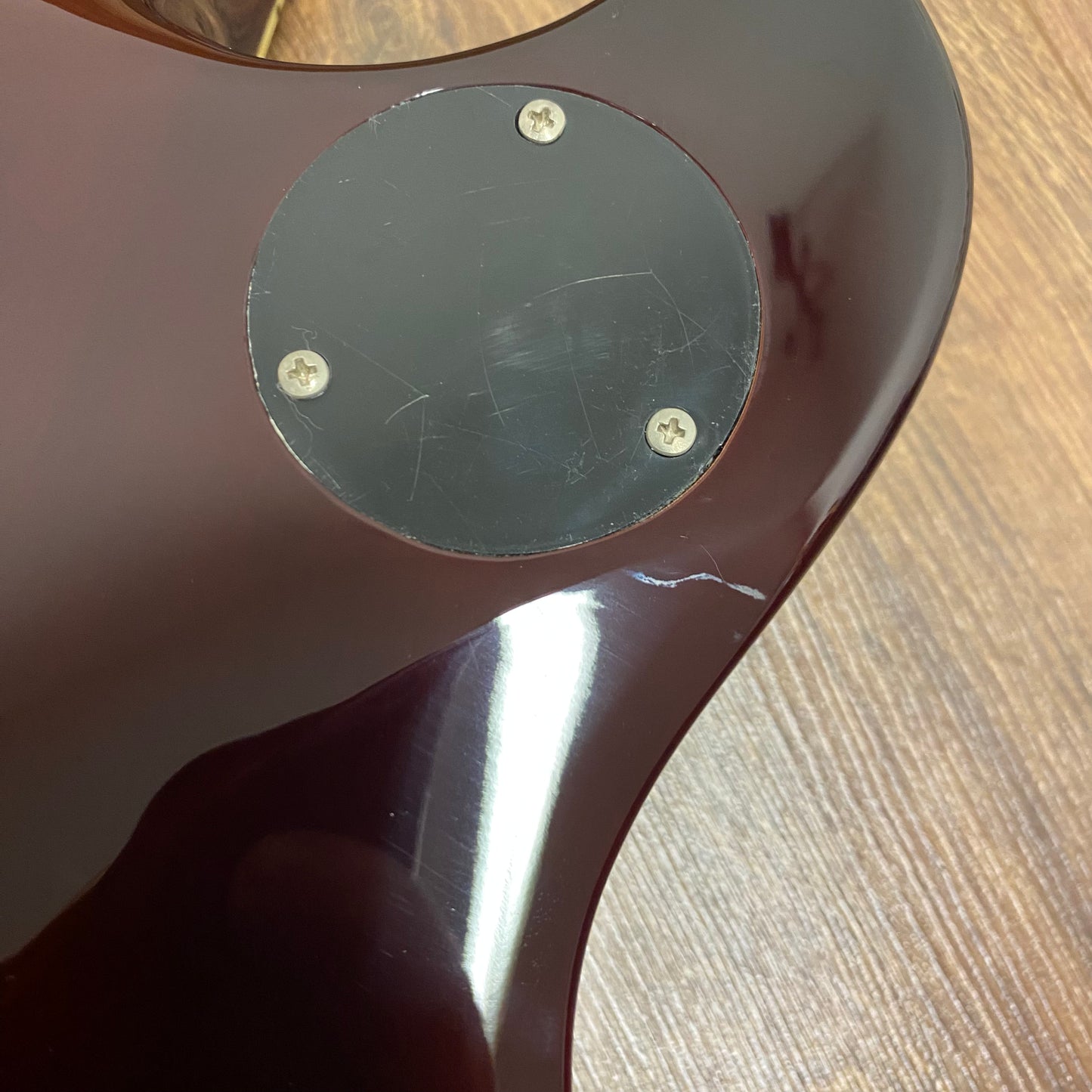Eko M-24 -Vintage Wine Red - *B-STOCK*