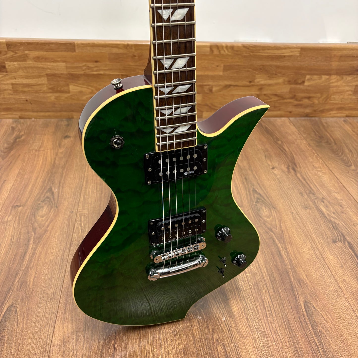 Pre-Owned Fernandes Ravelle Elite - Emerald Green Quilted Maple