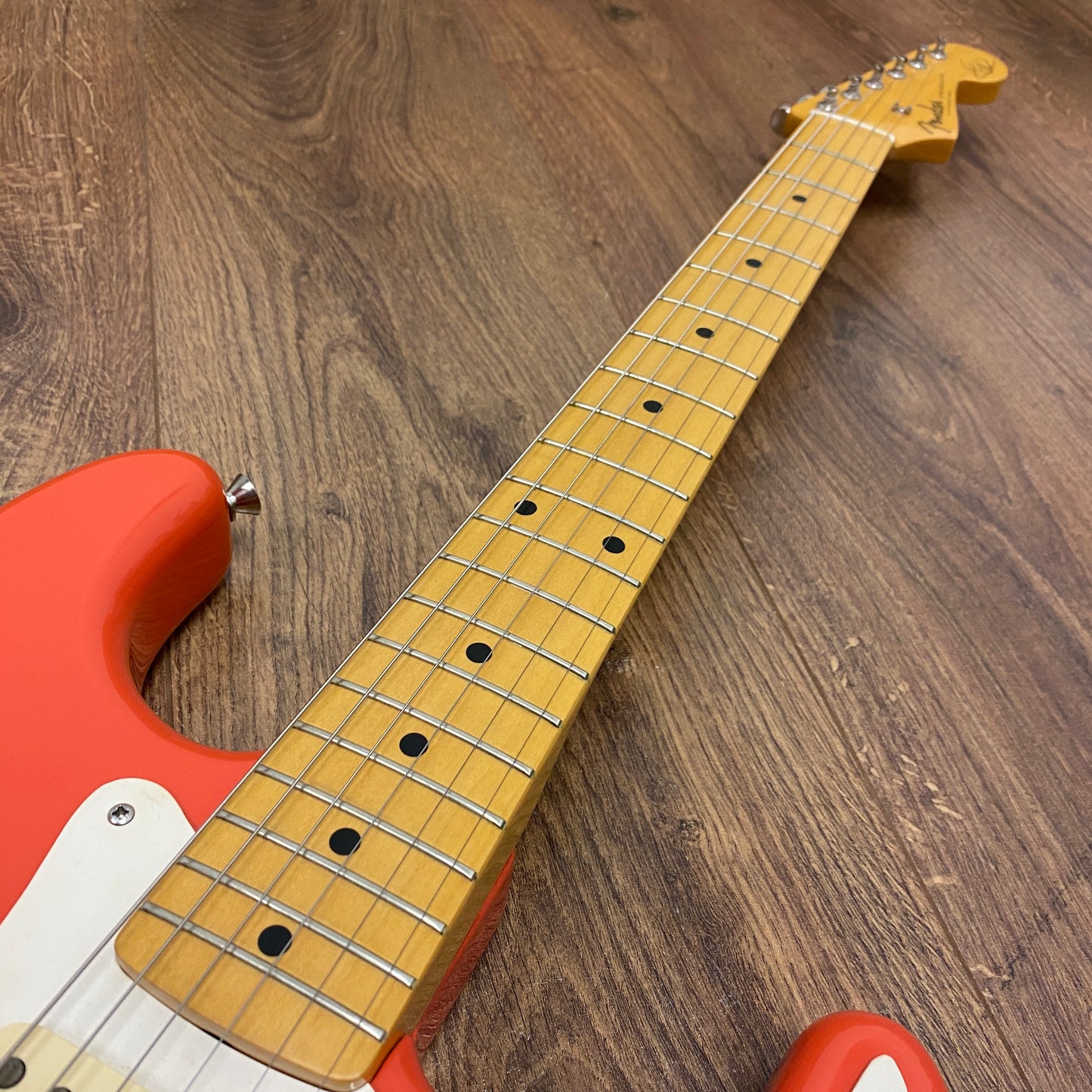 Pre-Owned Fender CIJ Hank Marvin Stratocaster - Fiesta Red - 1997