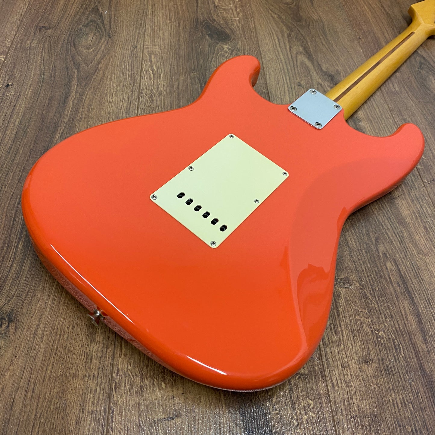 Pre-Owned Fender CIJ Hank Marvin Stratocaster - Fiesta Red - 1997