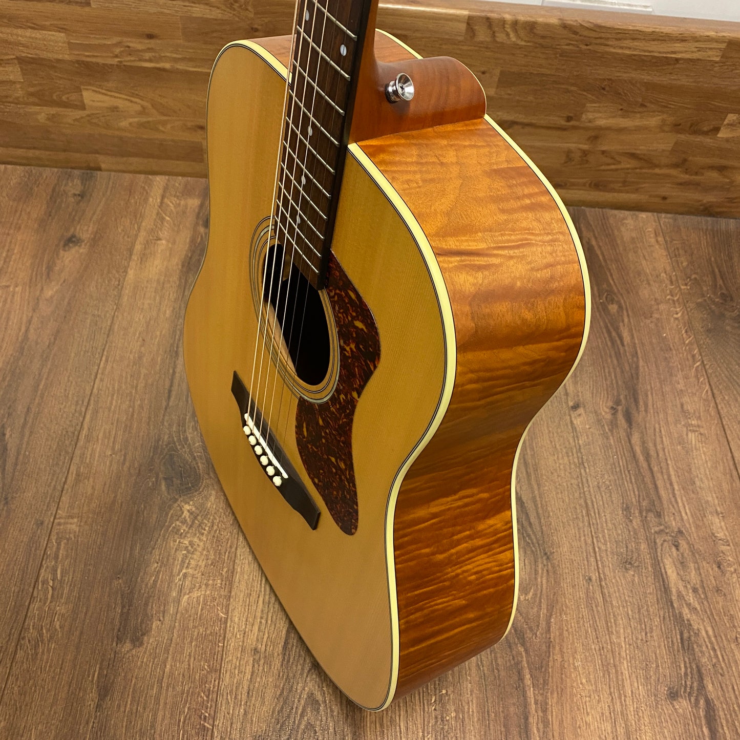 Pre-Owned Guild D-240 Limited Edition Flame - Natural