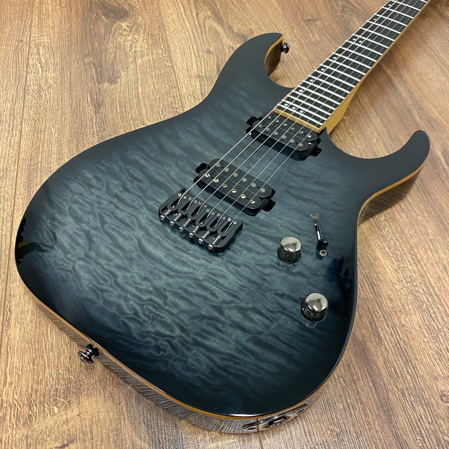 Pre-Owned Schecter Banshee 6 Passive - Trans Black Burst