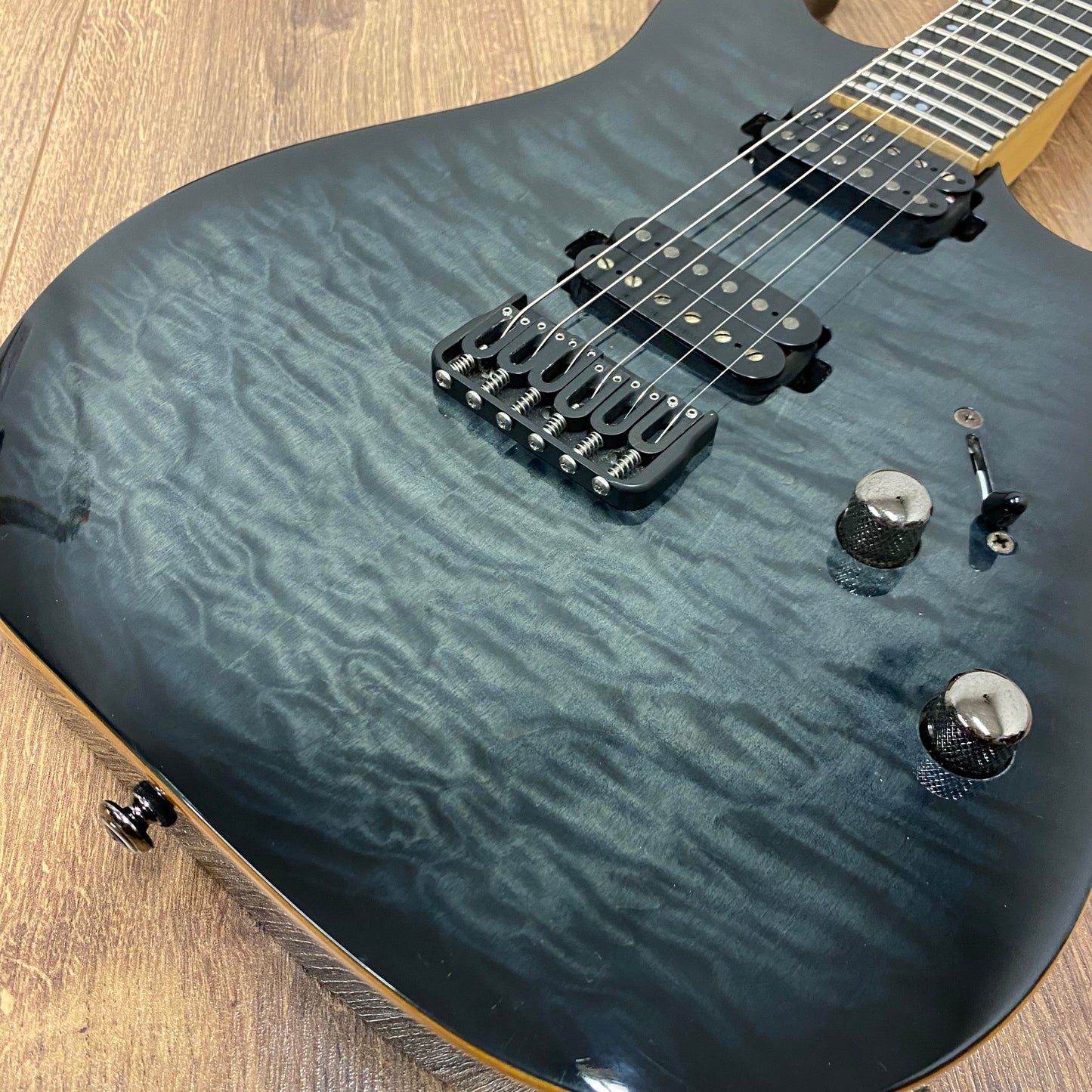 Pre-Owned Schecter Banshee 6 Passive - Trans Black Burst