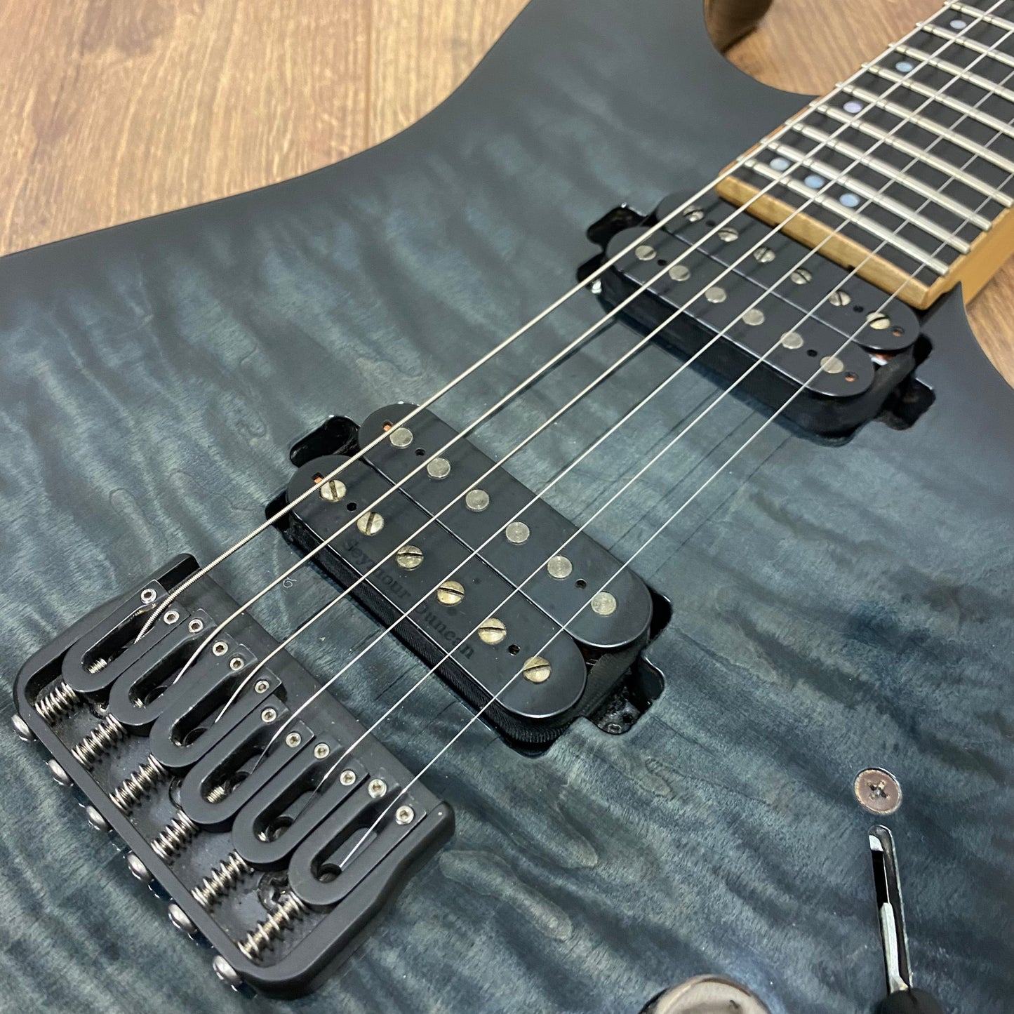 Pre-Owned Schecter Banshee 6 Passive - Trans Black Burst