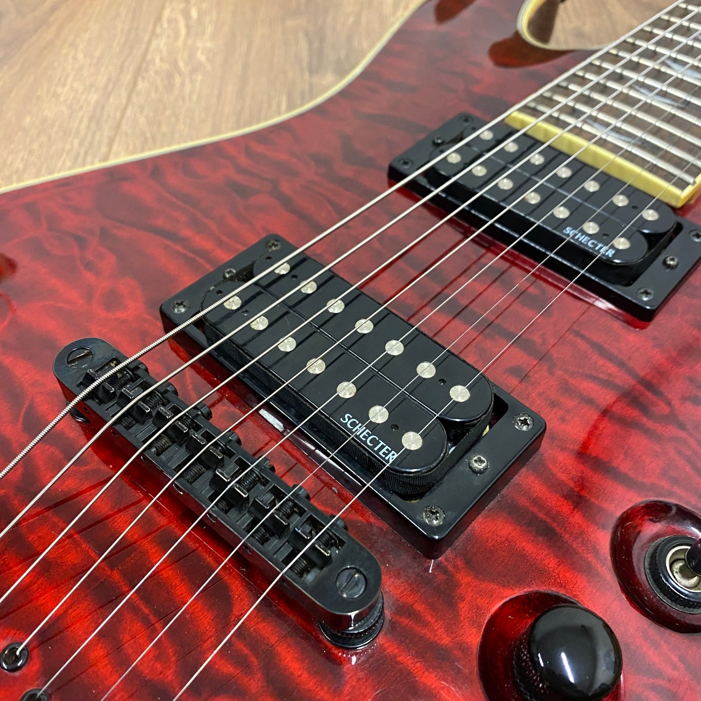 Pre-Owned Schecter Omen Extreme-7 - Black Cherry