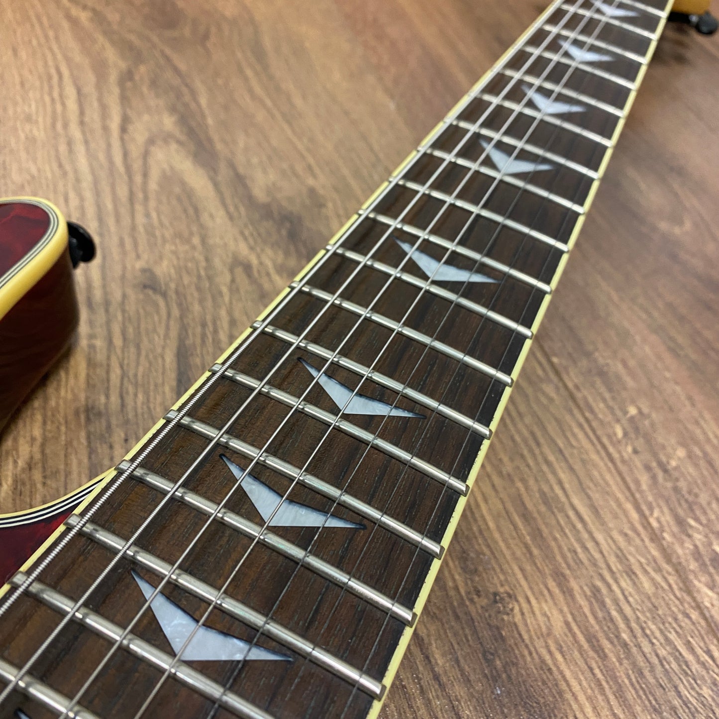 Pre-Owned Schecter Omen Extreme-7 - Black Cherry