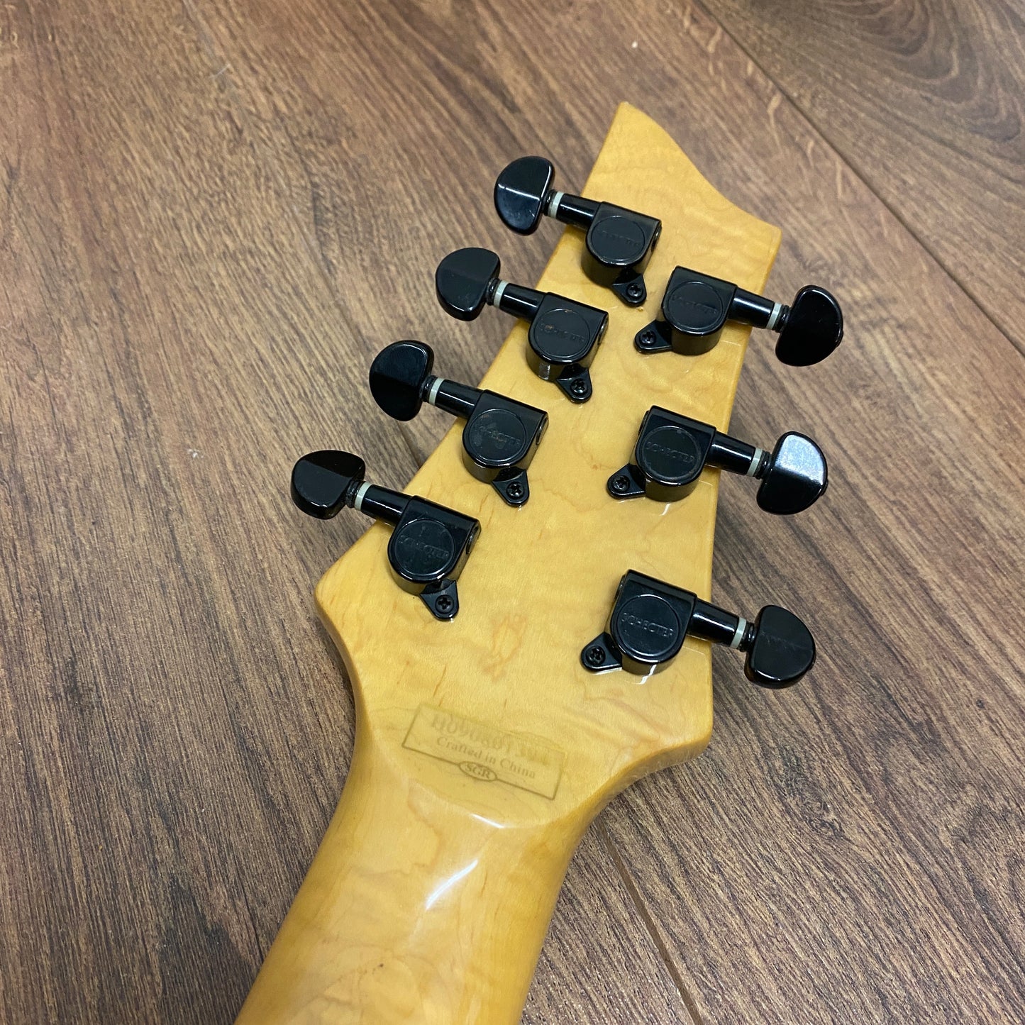 Pre-Owned Schecter Omen Extreme-7 - Black Cherry