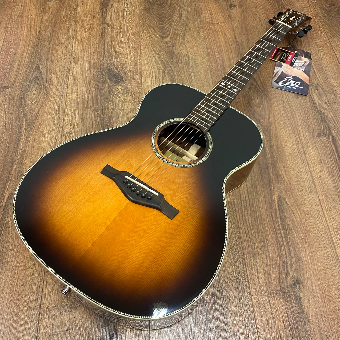 Eko EGO Icon EQ - Vintage Sunburst - *B-STOCK*