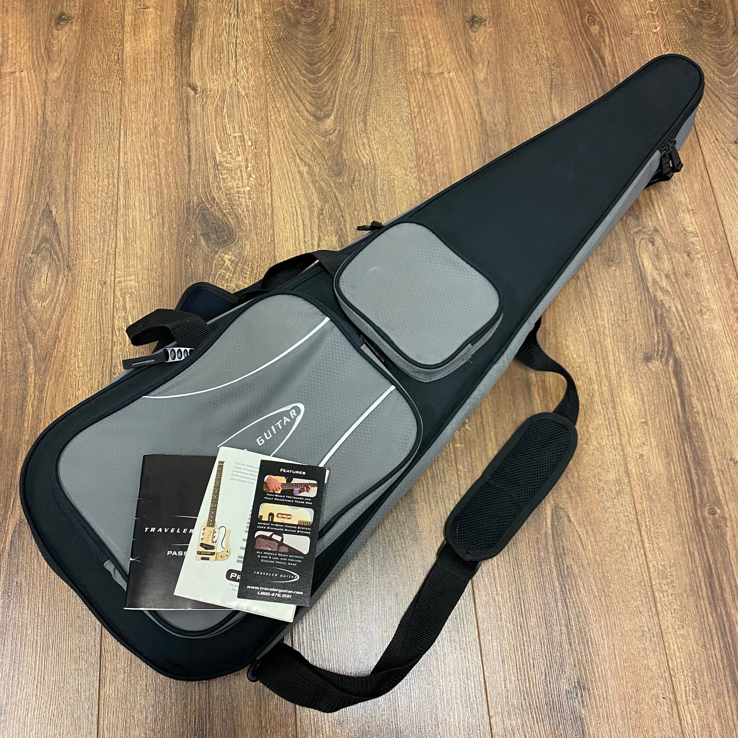 Pre-Owned Traveler Escape Bass MkII - Natural
