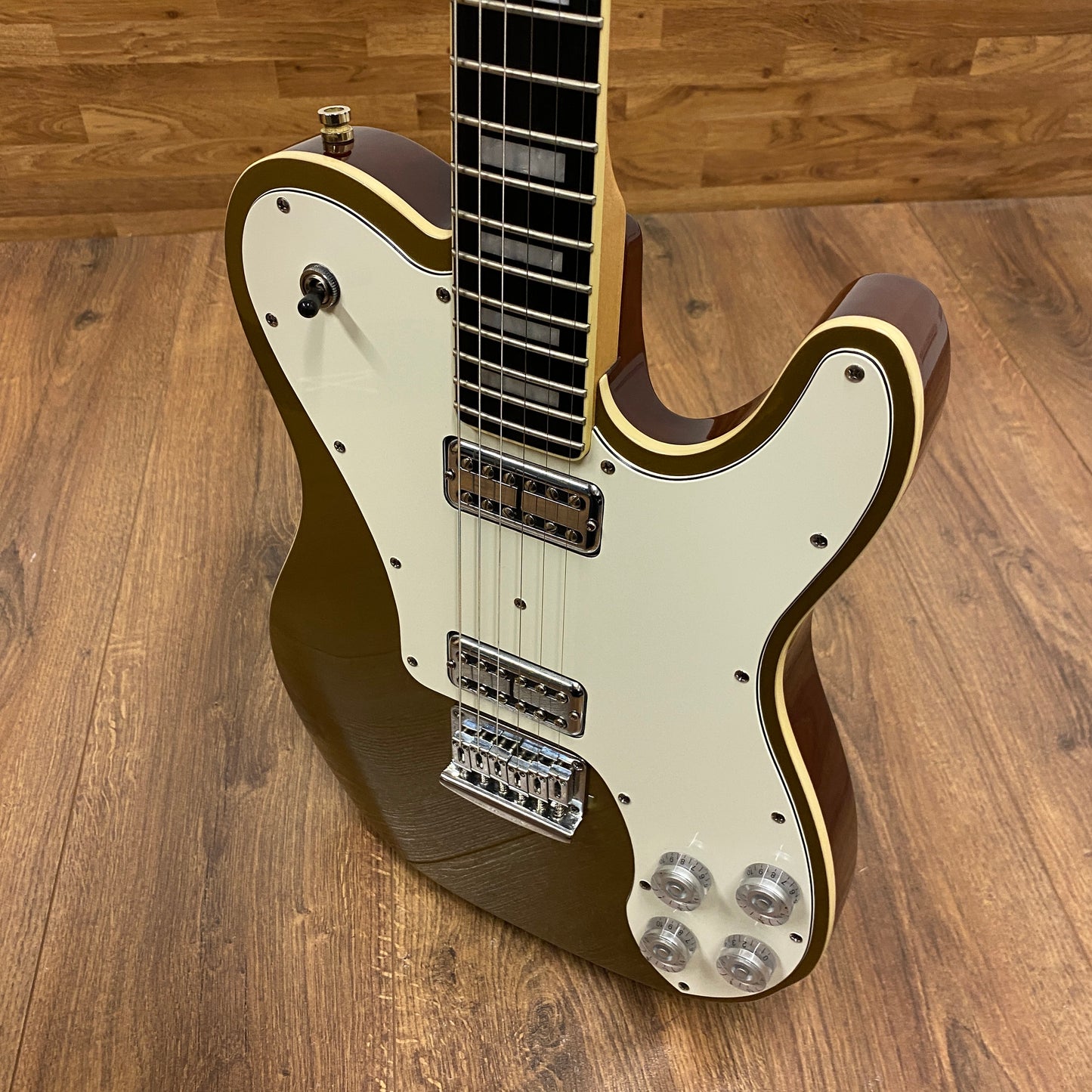 Pre-Owned Schecter PT Fastback - Gold