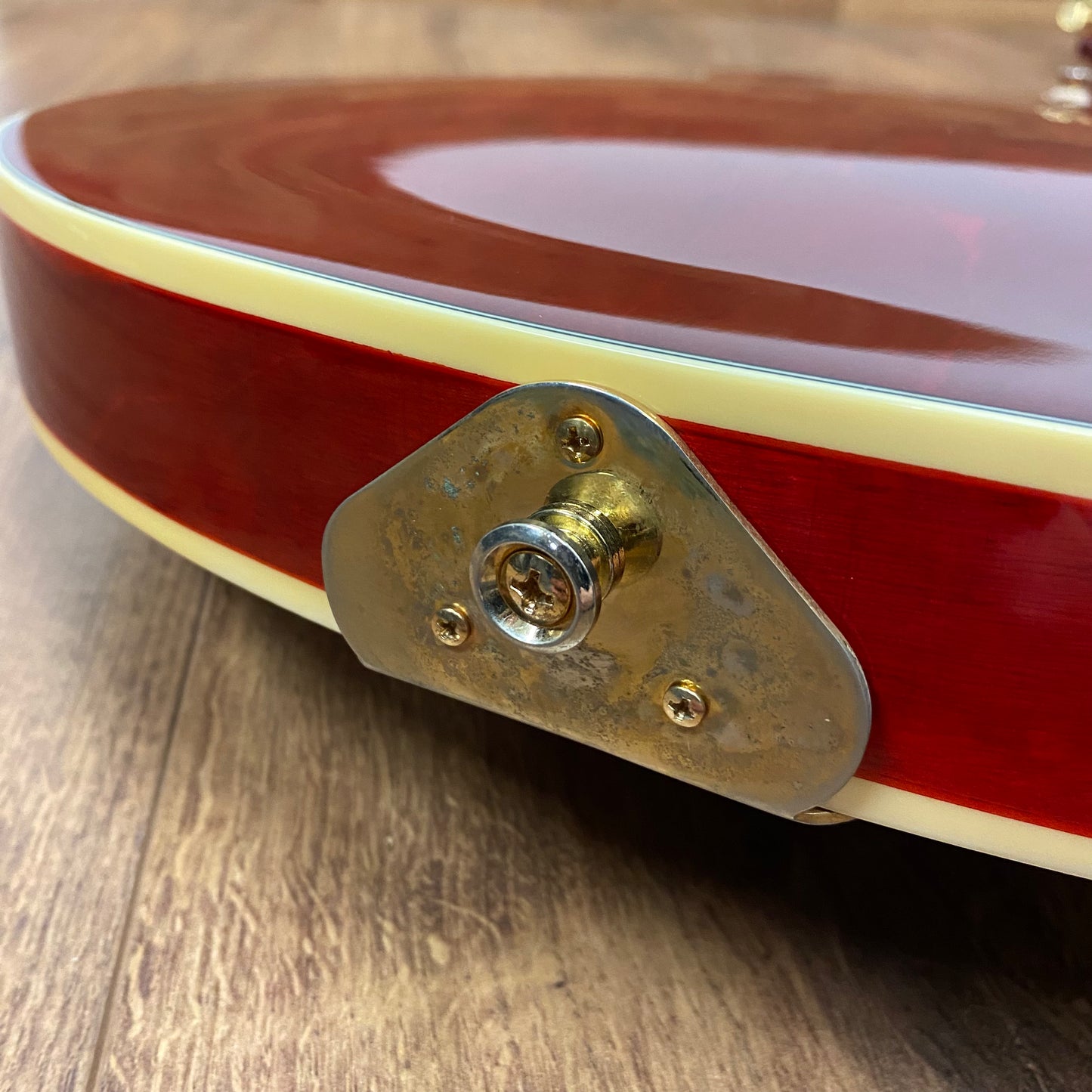 Pre-Owned Epiphone Sheraton 1962 E212TV 50th Anniversary - Cherry