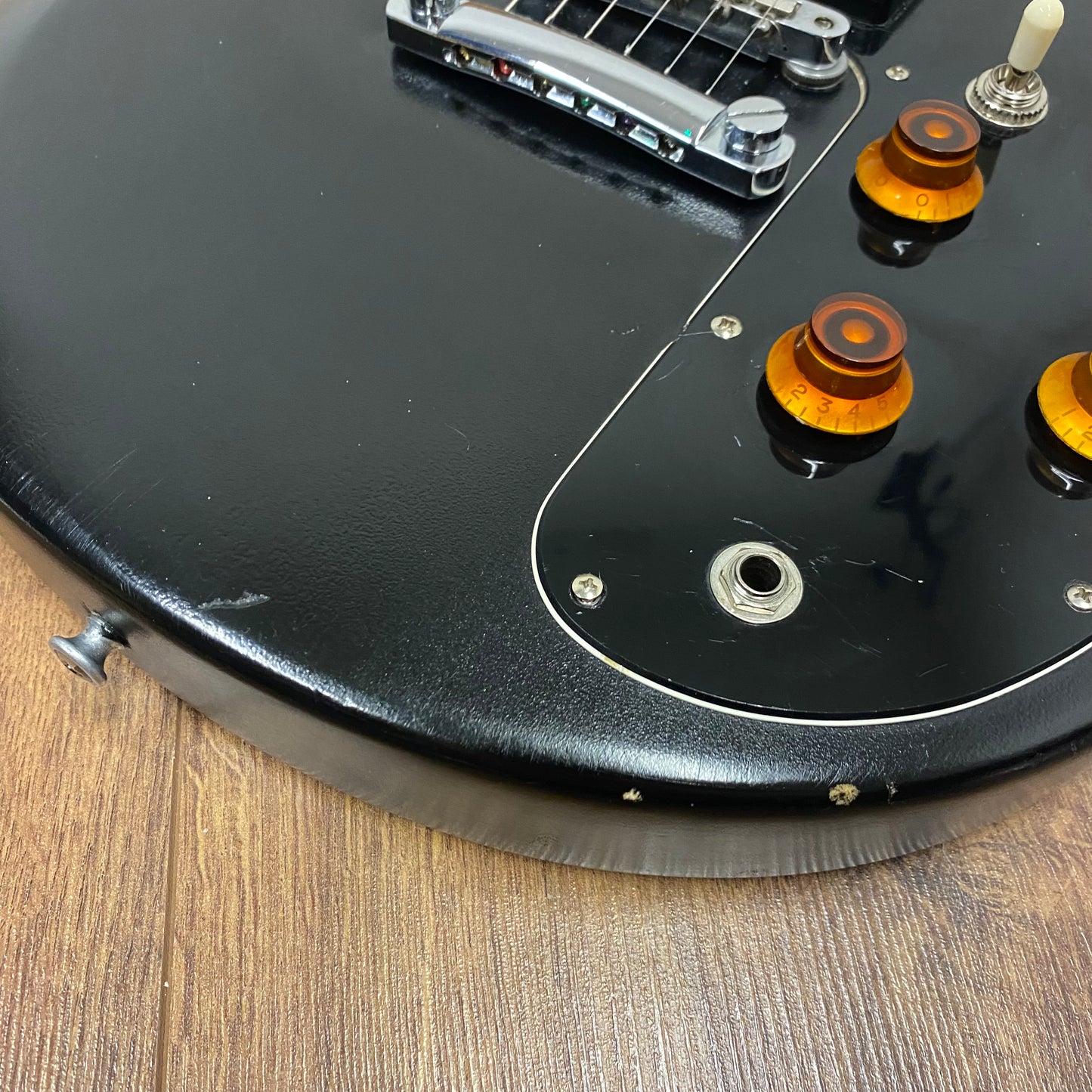 Pre-Owned Gibson Sonex-180 Deluxe - Black - 1981