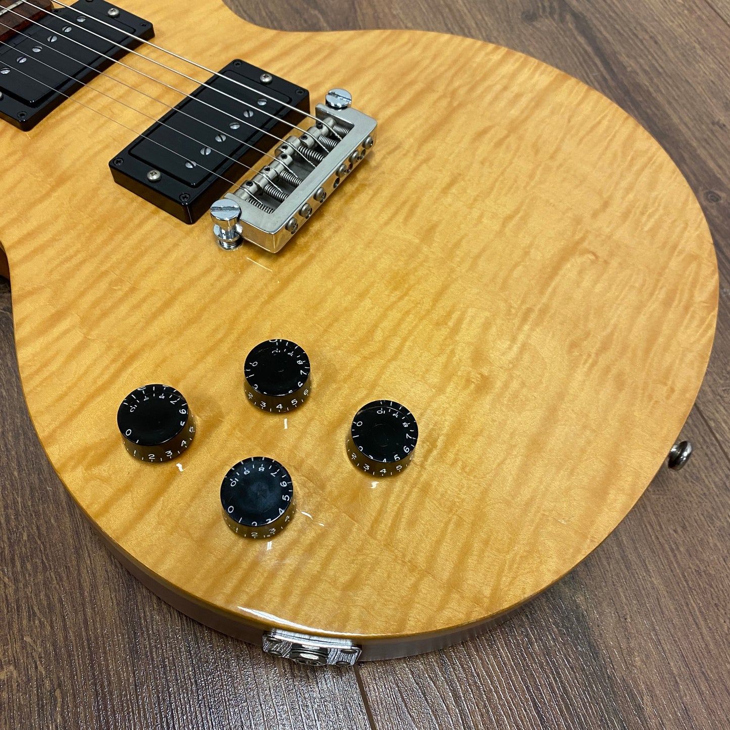 Pre-Owned Gordon Smith Graduate 60 - Quilted Maple - Left Handed