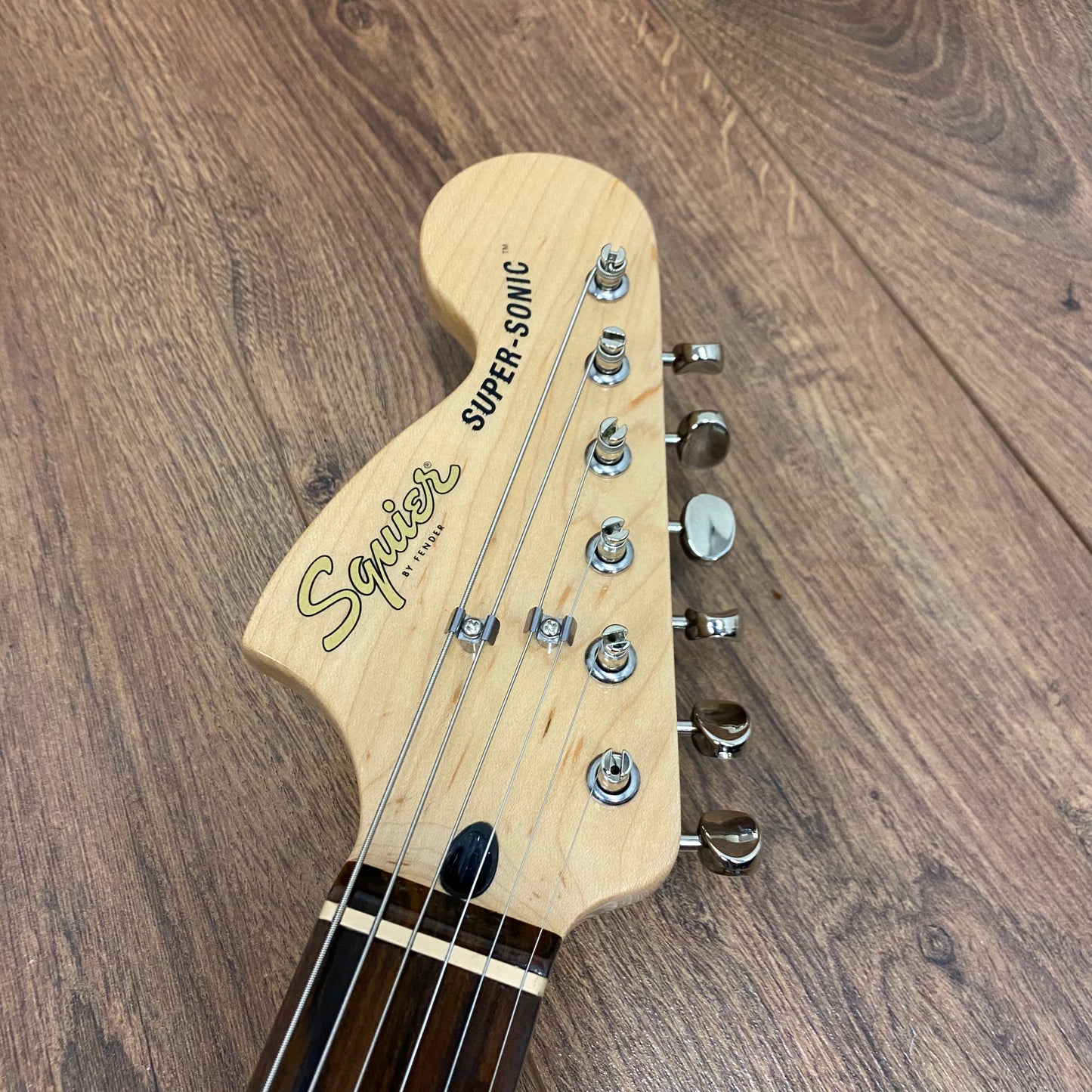 Pre-Owned Squier Paranormal Super-Sonic - Shell Pink