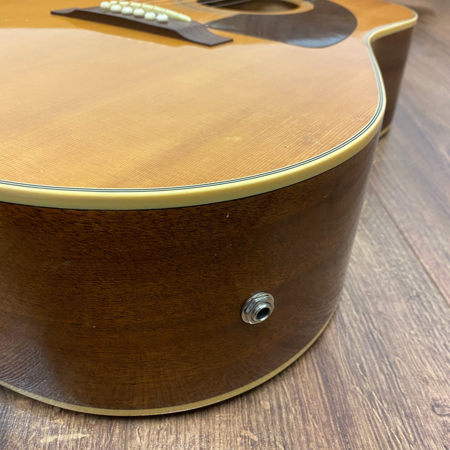 Pre-Owned Epiphone AJ 15E Electro-Acoustic - Natural