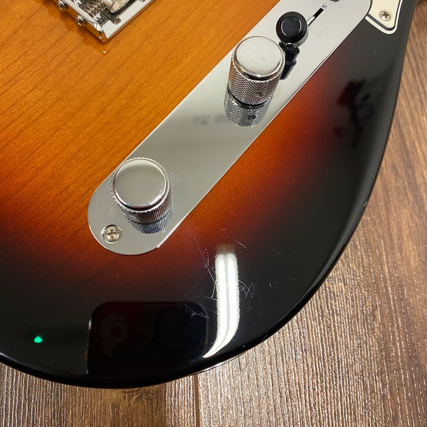 Pre-Owned Fender Player Tele HH w/ Bareknuckle Pickups - Sunburst
