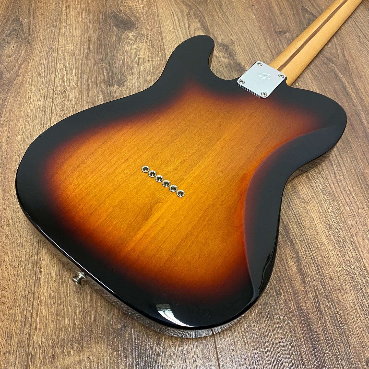 Pre-Owned Fender Player Tele HH w/ Bareknuckle Pickups - Sunburst