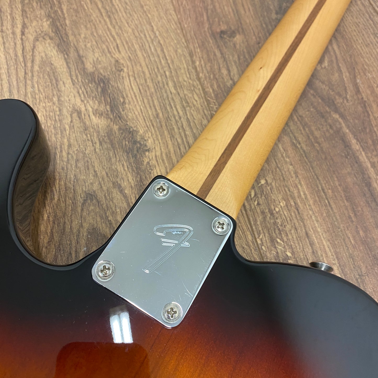 Pre-Owned Fender Player Tele HH w/ Bareknuckle Pickups - Sunburst