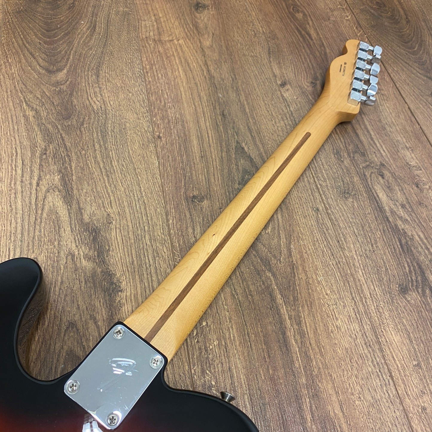 Pre-Owned Fender Player Tele HH w/ Bareknuckle Pickups - Sunburst