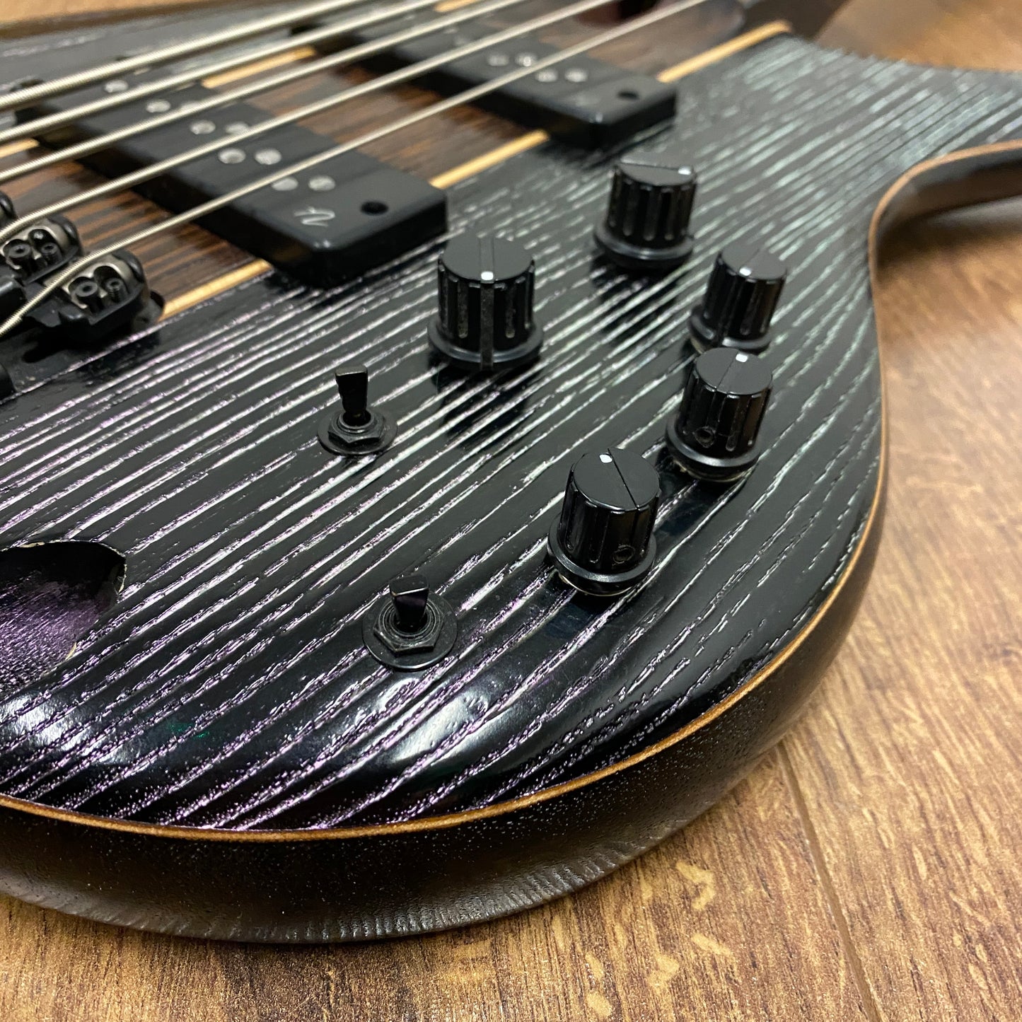 Pre-Owned Ibanez SR1305SB Premium 5-String Bass - Magic Wave Low Gloss