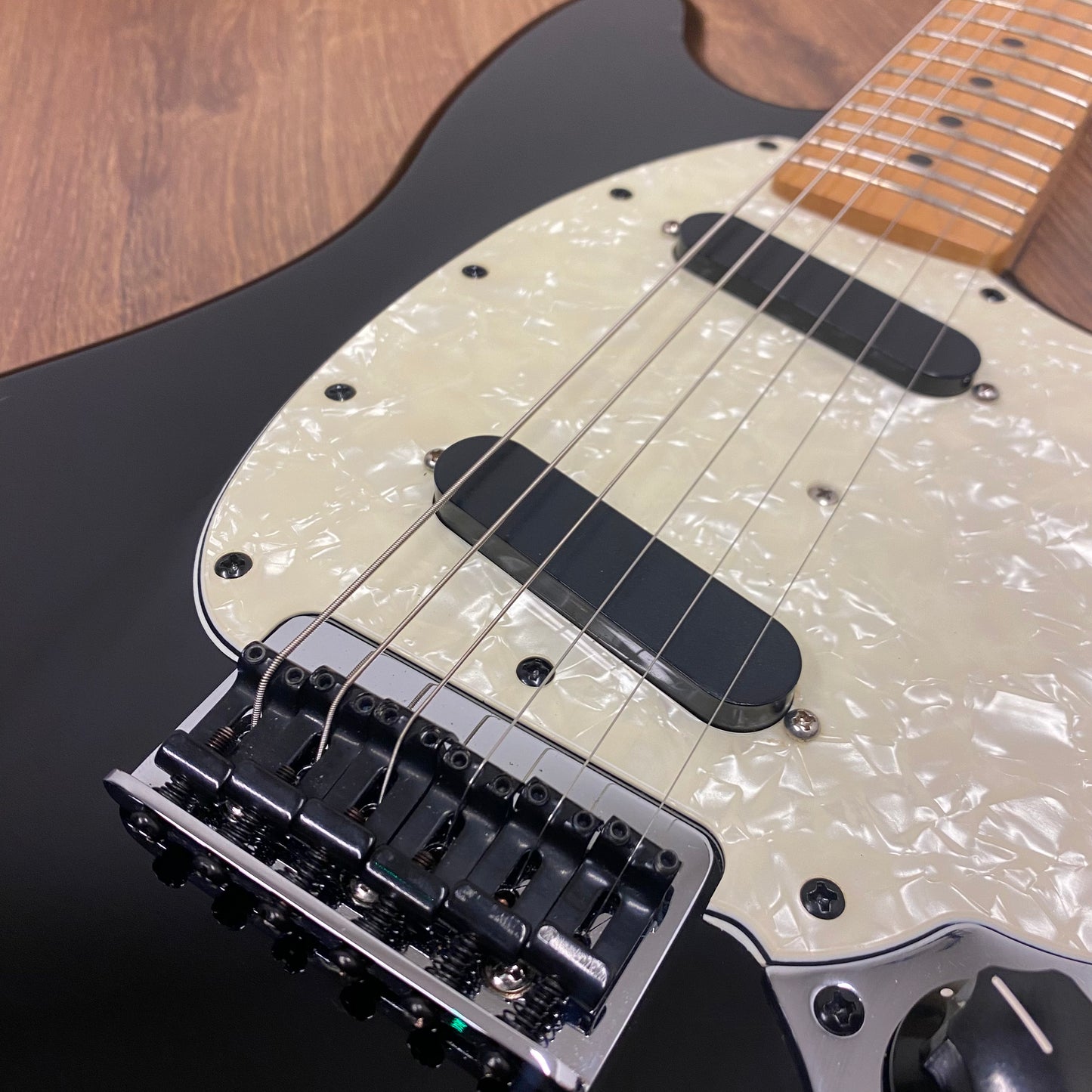 Pre-Owned Fender Player Mustang - Black - 2016
