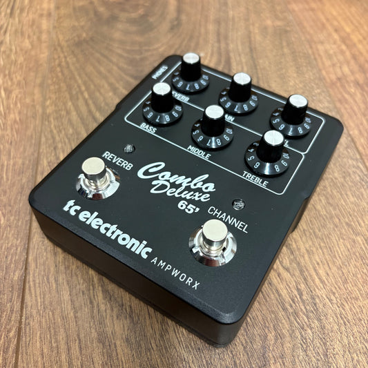 Pre-Owned TC Electronic Combo Deluxe 65' Preamp Pedal