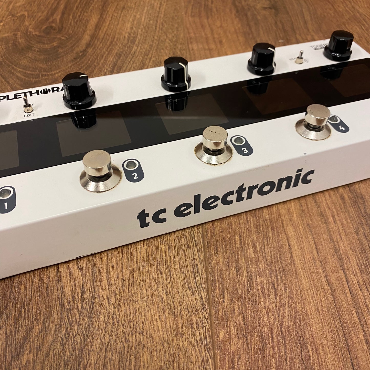 Pre-Owned TC Electronic Plethora X5 TonePrint Pedalboard