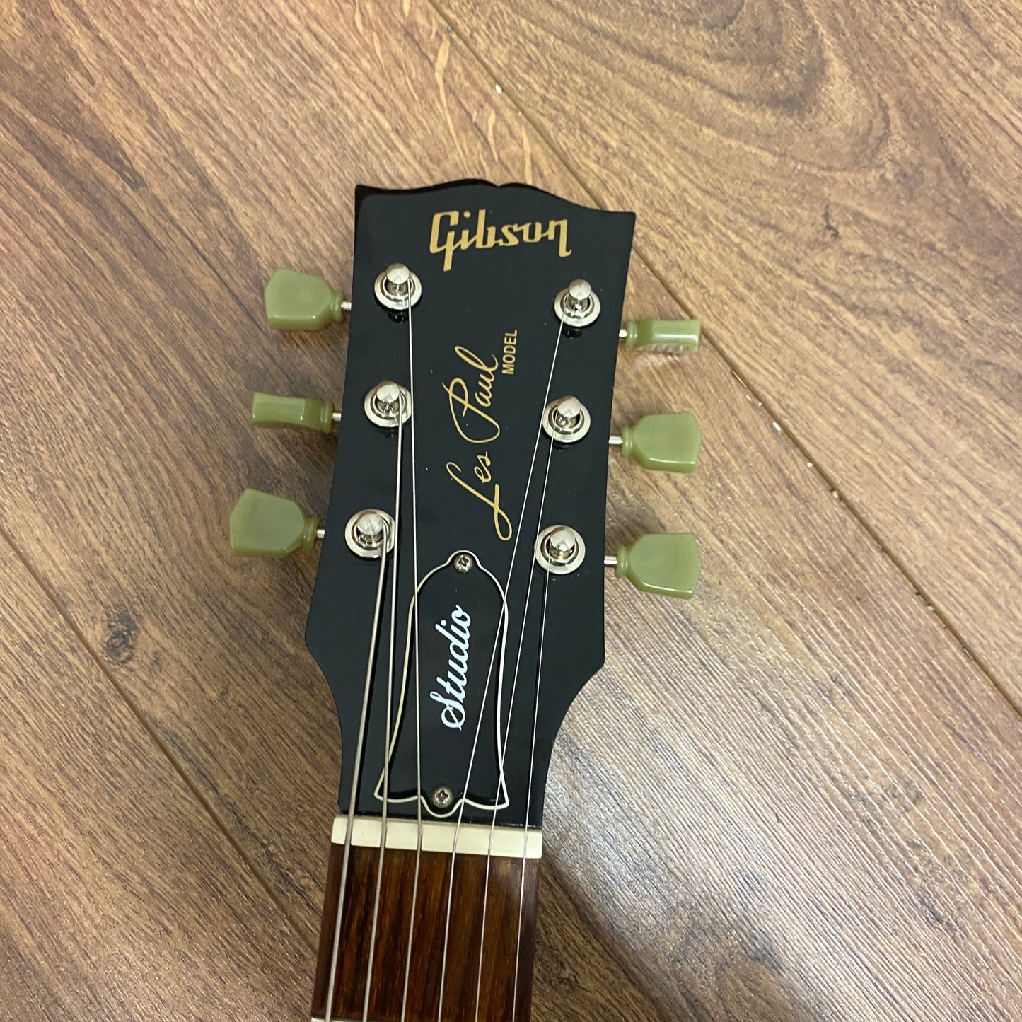 Pre-Owned Gibson Les Paul Studio - Fireburst - 2006