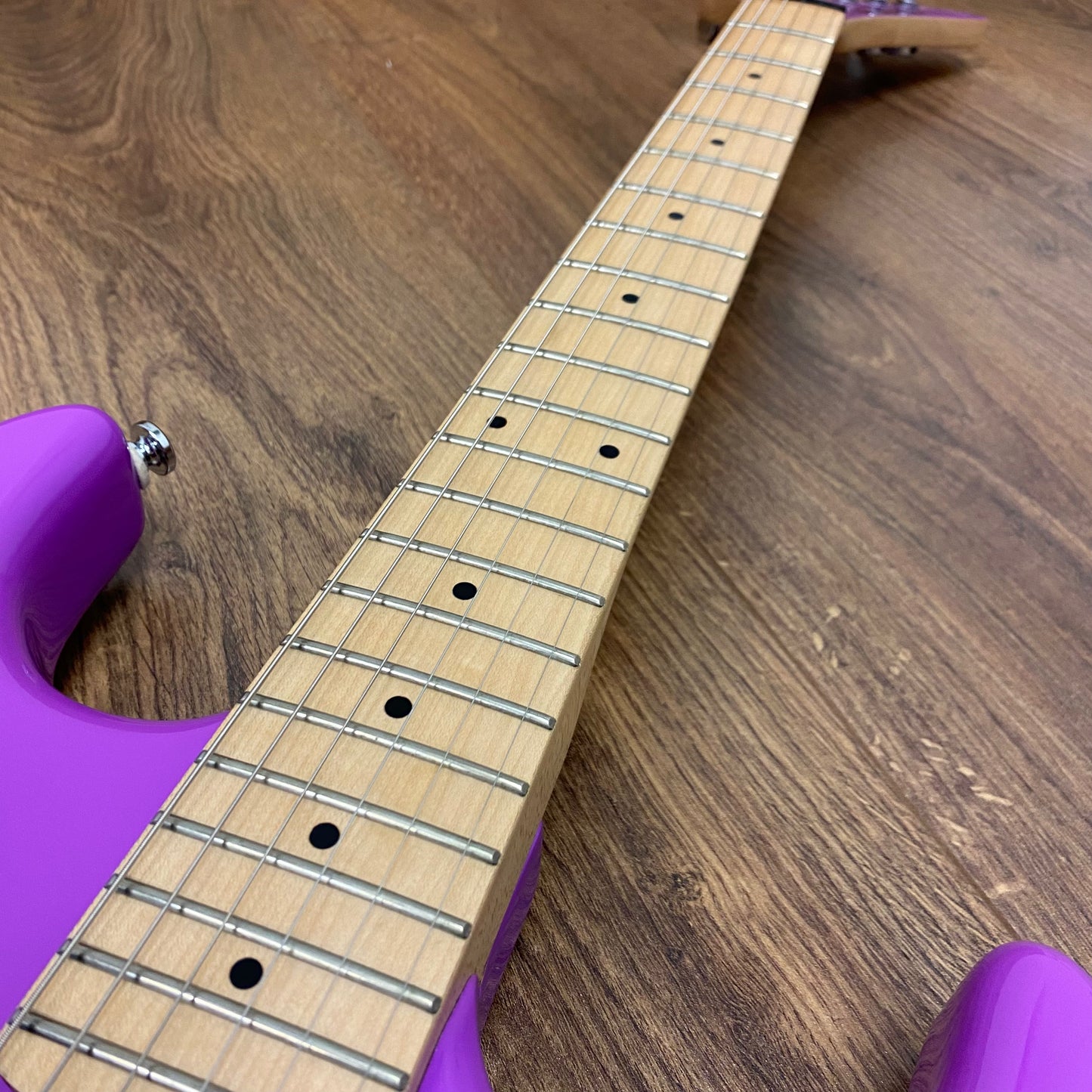 Pre-Owned Kramer Baretta Special - Purple