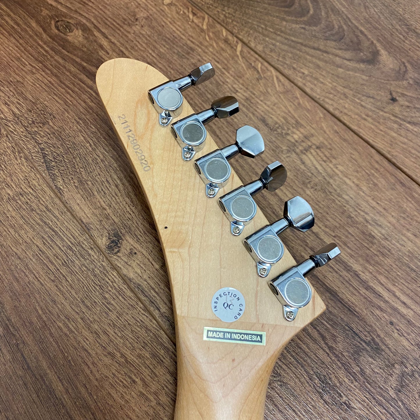 Pre-Owned Kramer Baretta Special - Purple
