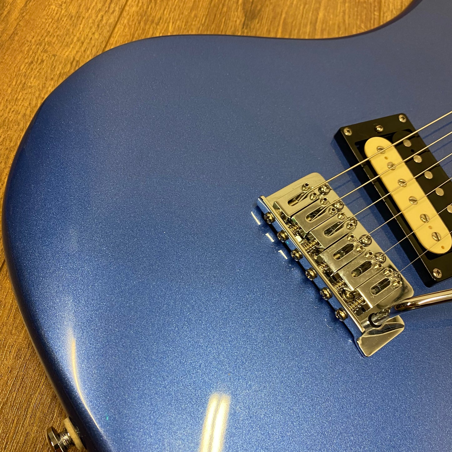 Pre-Owned Kramer Baretta Special - Blue Metallic