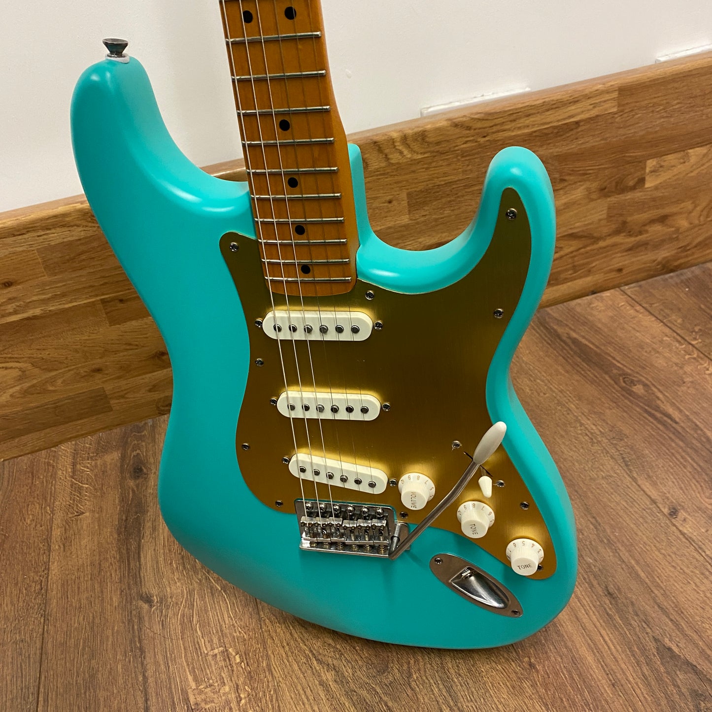 Pre-Owned Squier 40th Anniversary Stratocaster - Satin Sea Foam Green