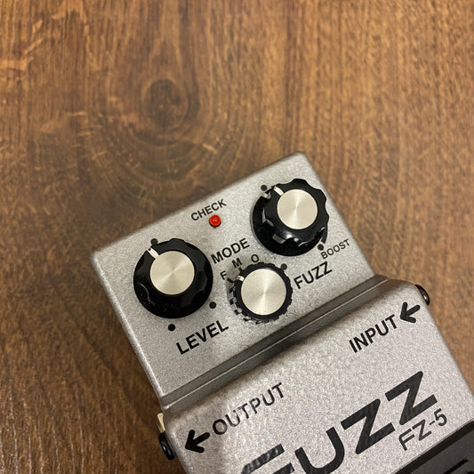 Pre-Owned Boss FZ-5 Fuzz Pedal