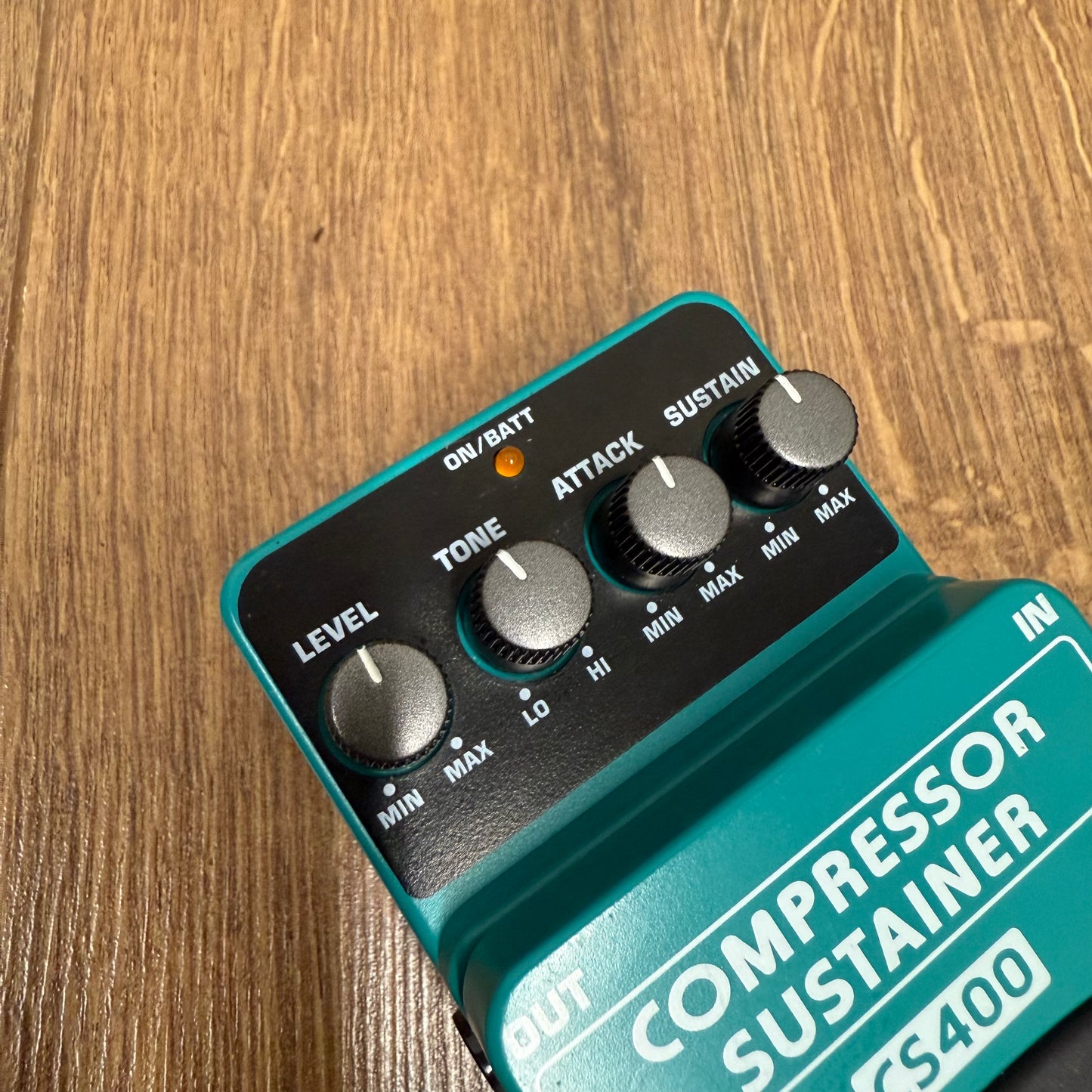Pre-Owned Behringer CS400 Compressor Sustainer Pedal