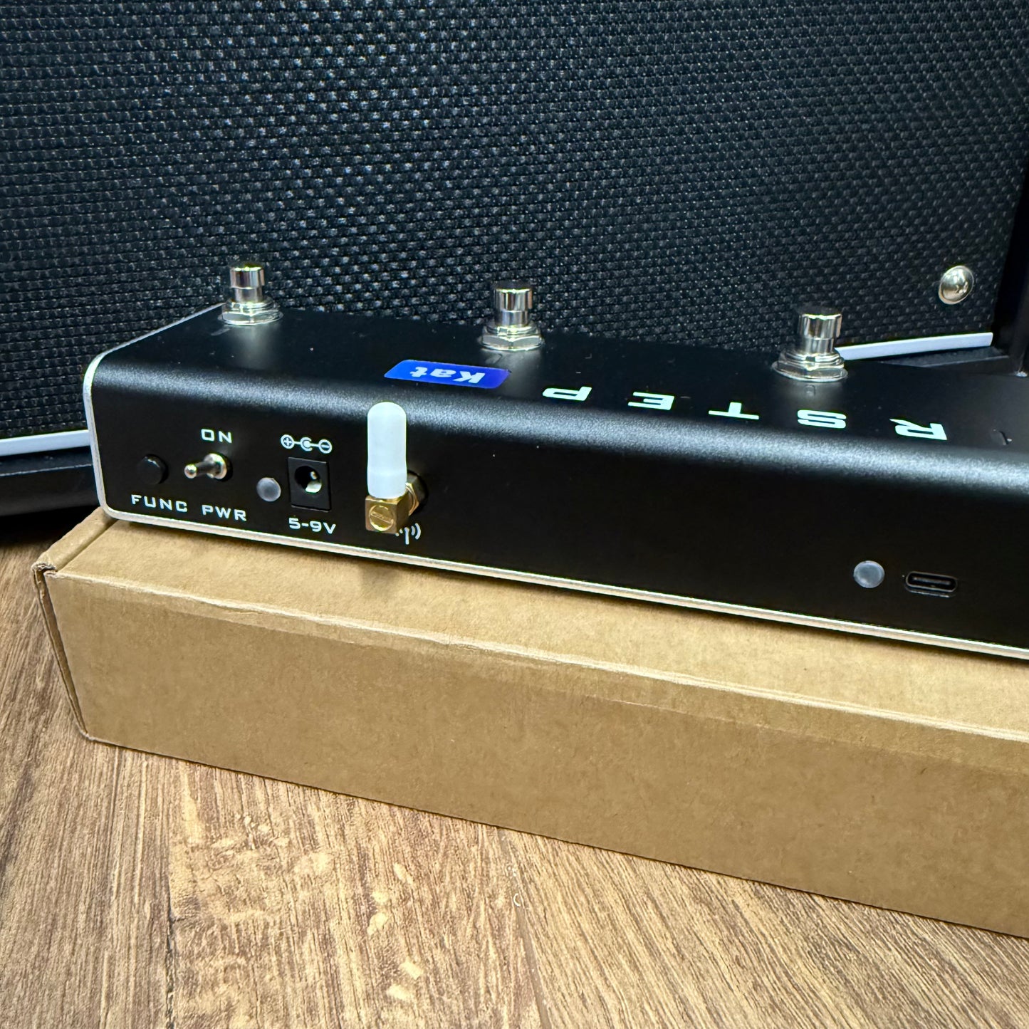 Pre-Owned Boss Katana 50 MkII 50w Combo Amp w/ Airstep Kat Controller