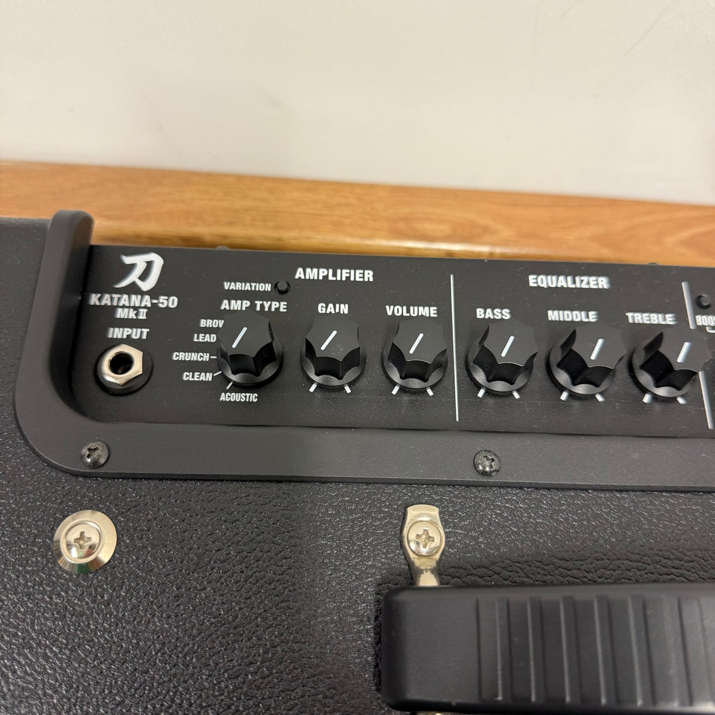 Pre-Owned Boss Katana 50 MkII 50w Combo Amp w/ Airstep Kat Controller