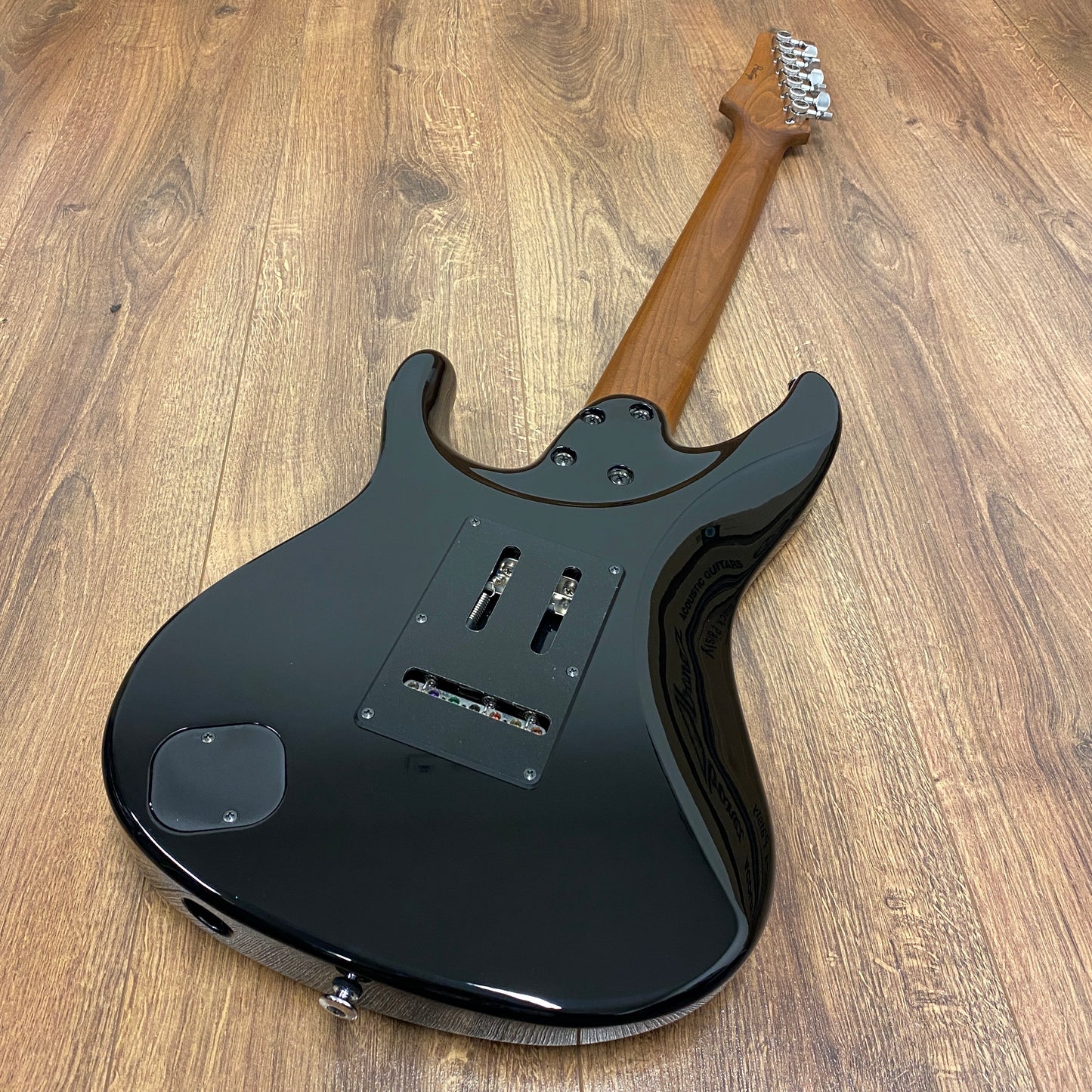 Pre-Owned Ibanez AZ24047 Prestige 7-String - Gloss Black