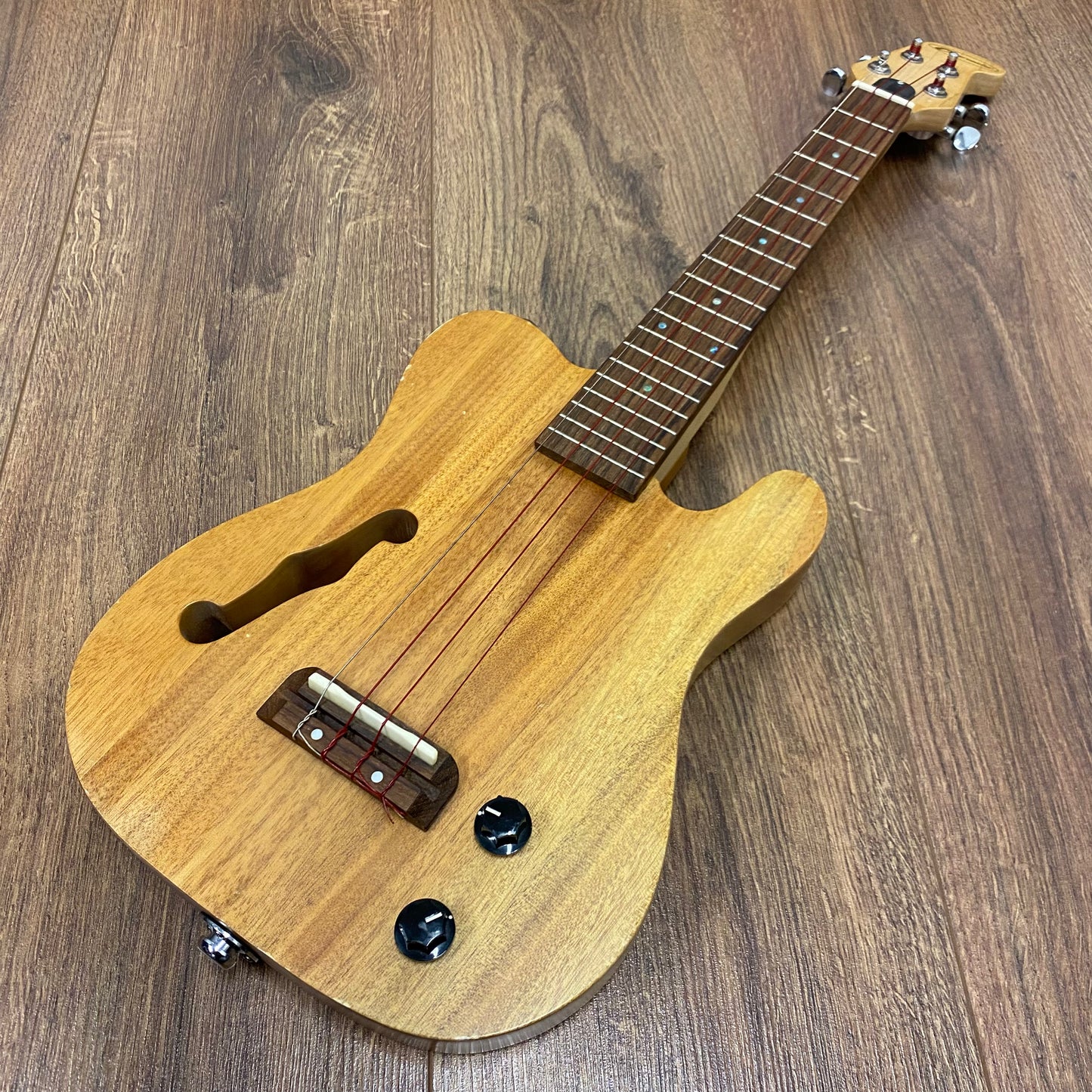 Pre-Owned Clearwater Electric Ukulele - Natural