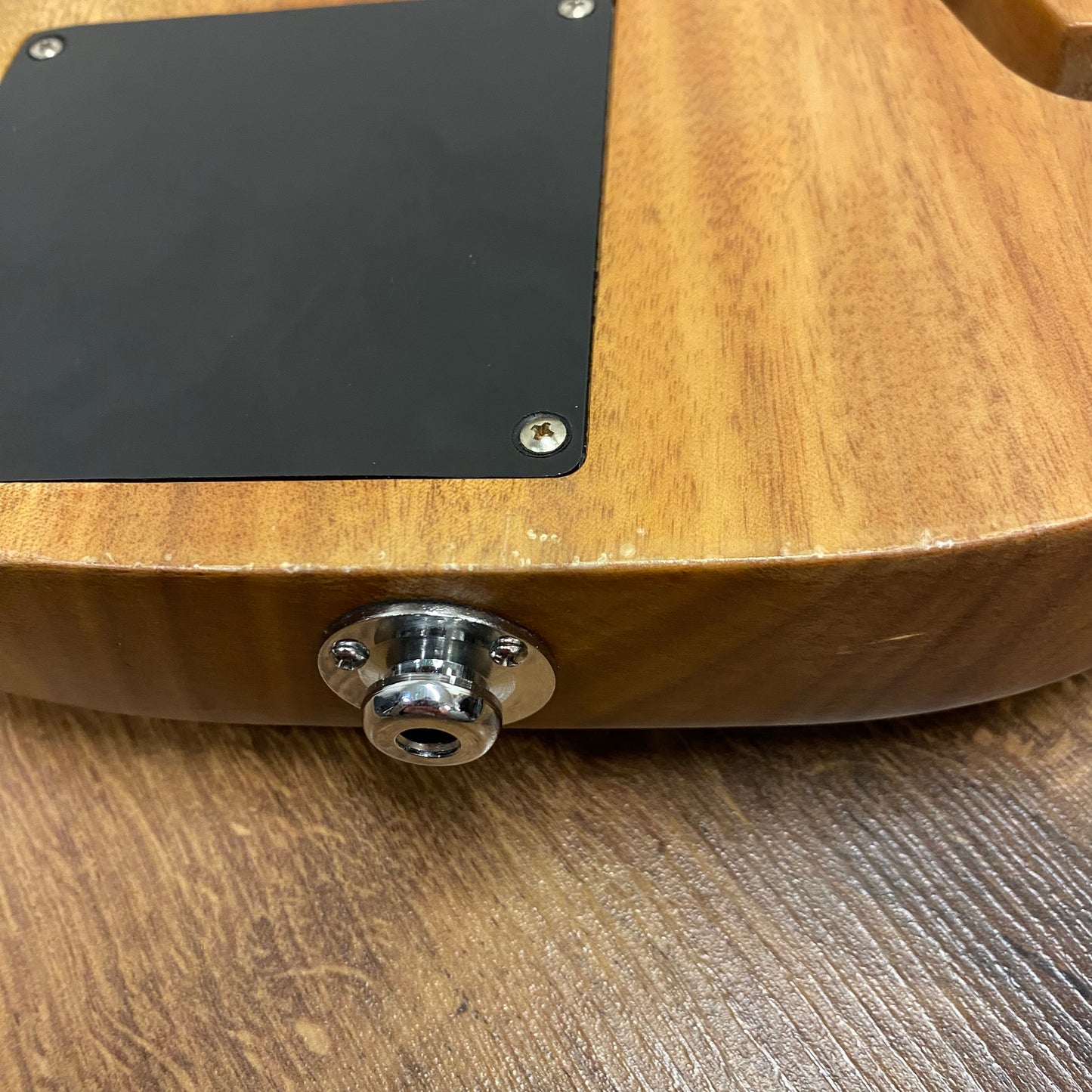 Pre-Owned Clearwater Electric Ukulele - Natural