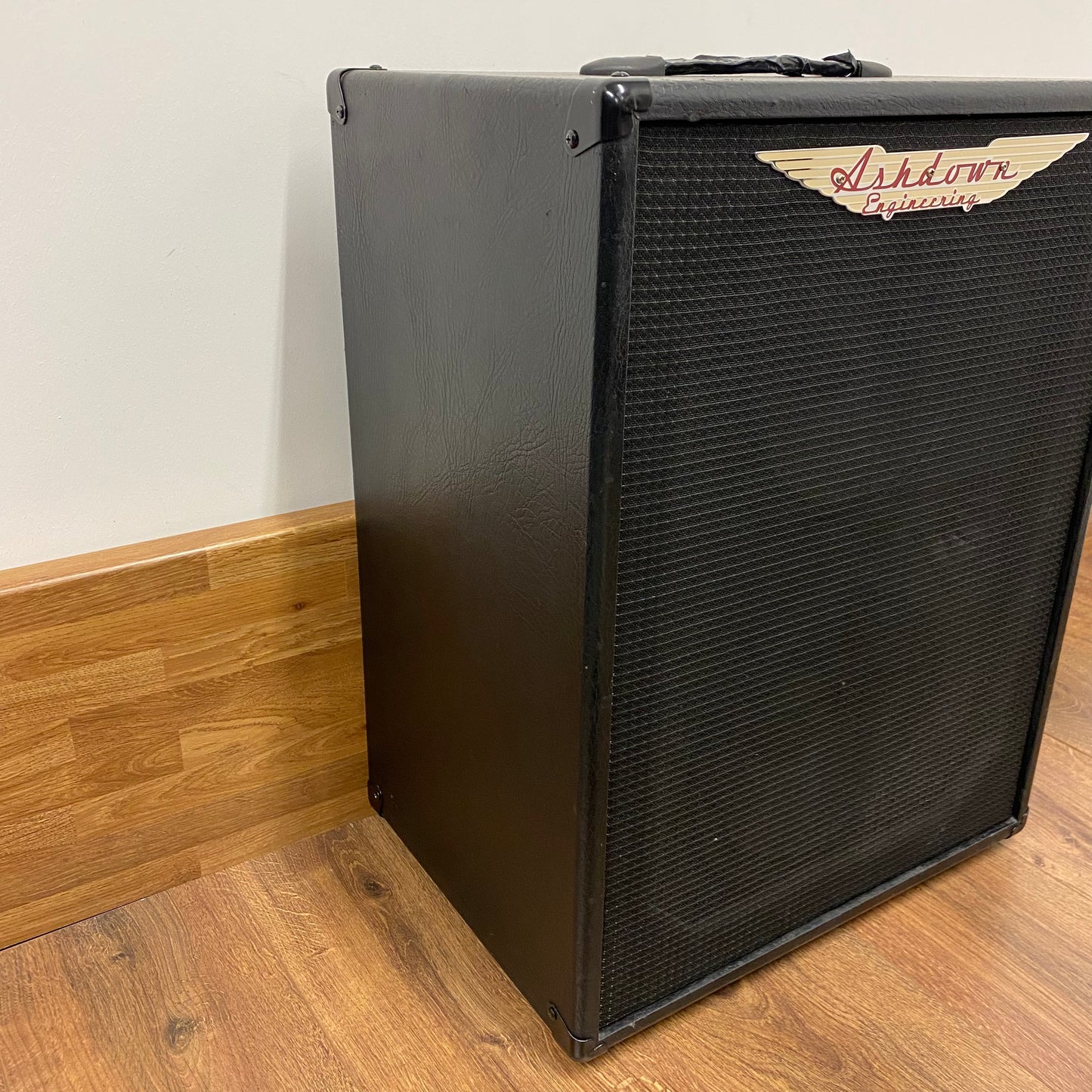 Pre-Owned Ashdown Rootmaster RM-MAG-210T 2x10" Bass Cab
