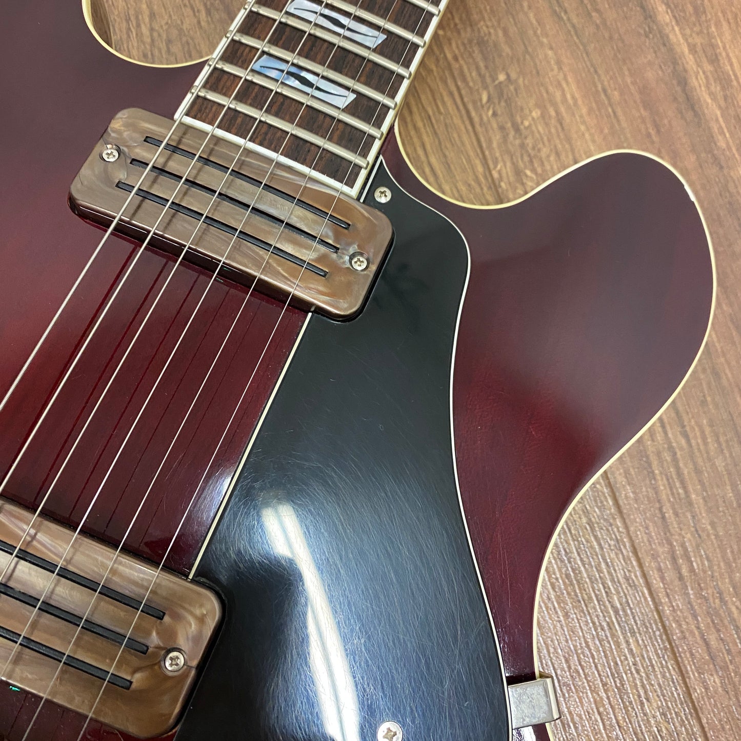 Pre-Owned Vox Virage DC MK1 - Wine Red - 2008