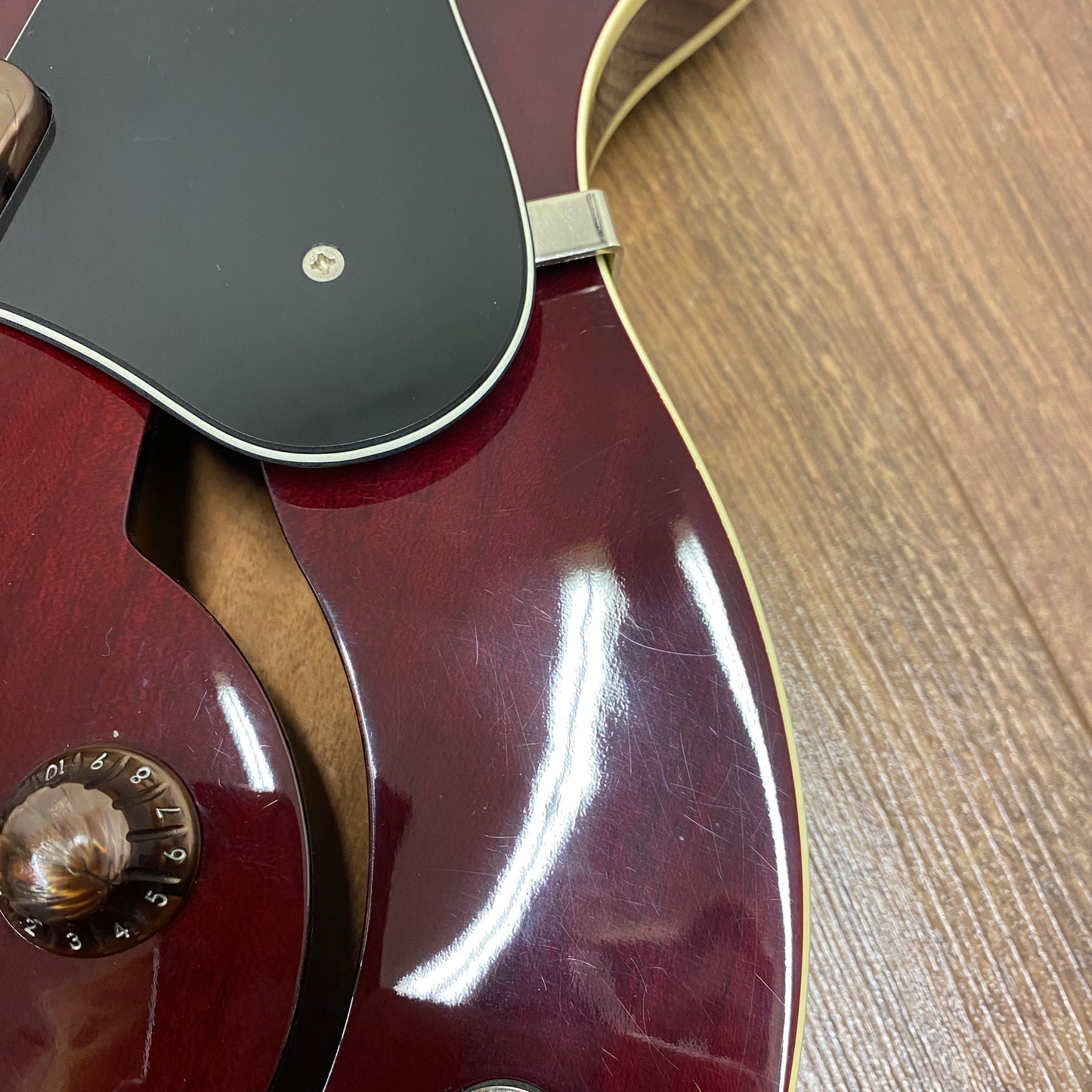 Pre-Owned Vox Virage DC MK1 - Wine Red - 2008
