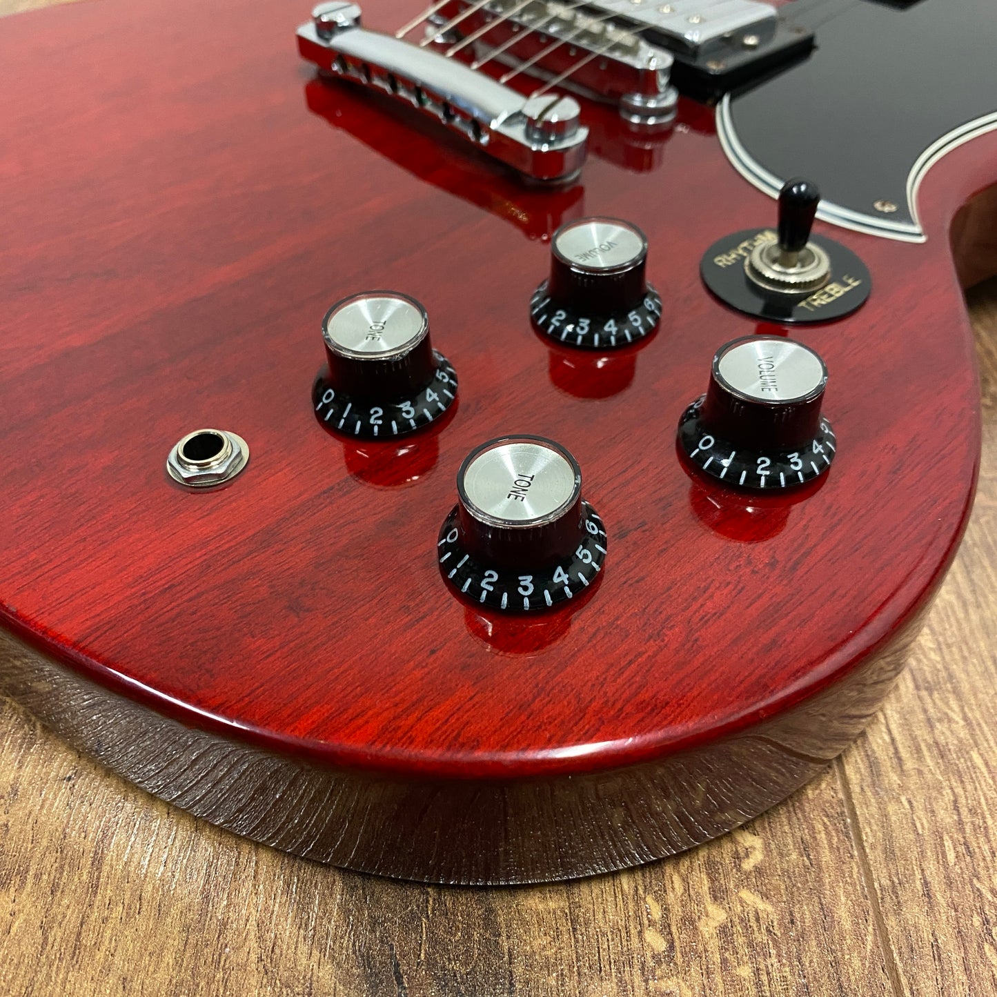 Pre-Owned Epiphone G-400 SG - Cherry Red - 2005