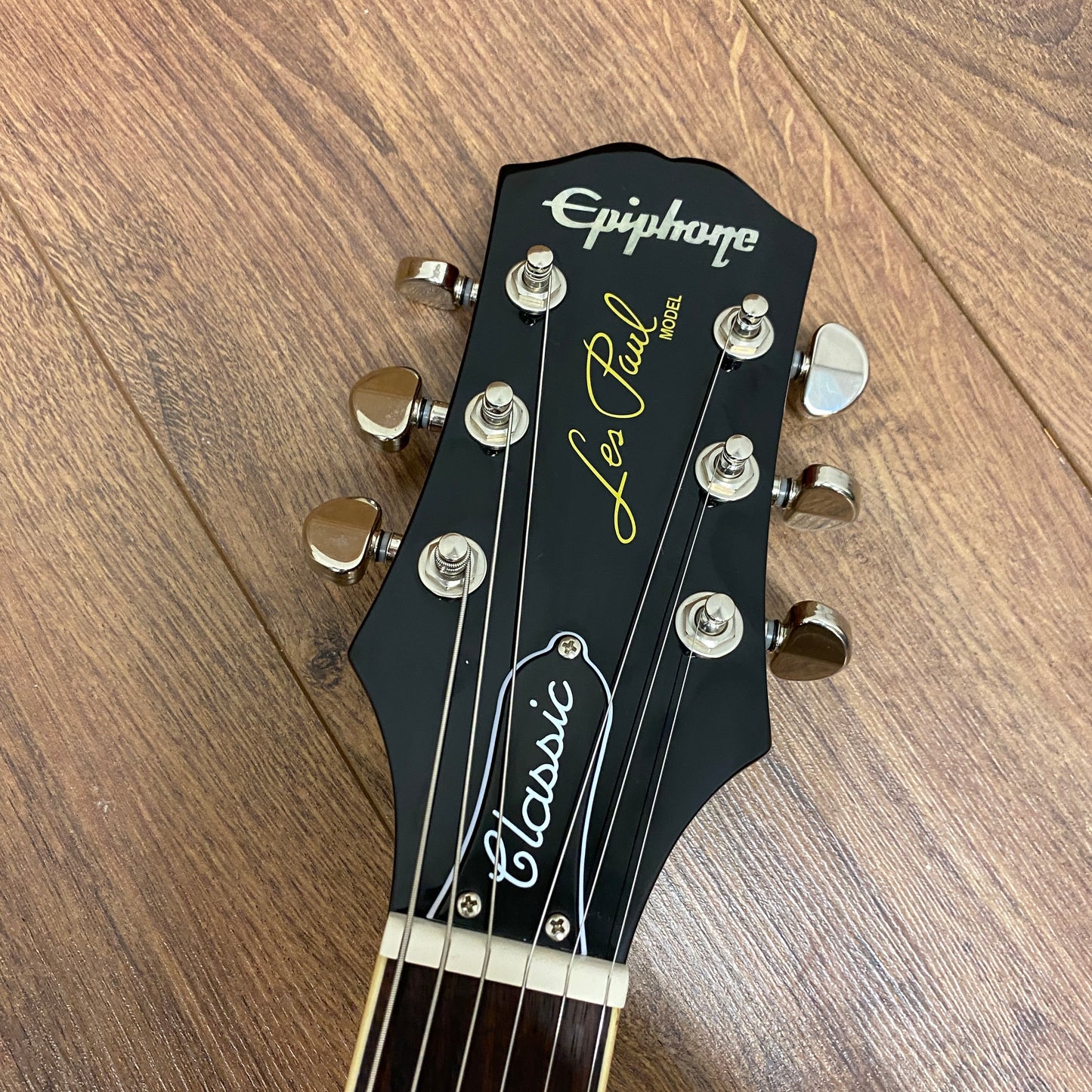 Pre-Owned Epiphone Les Paul Classic - Honeyburst