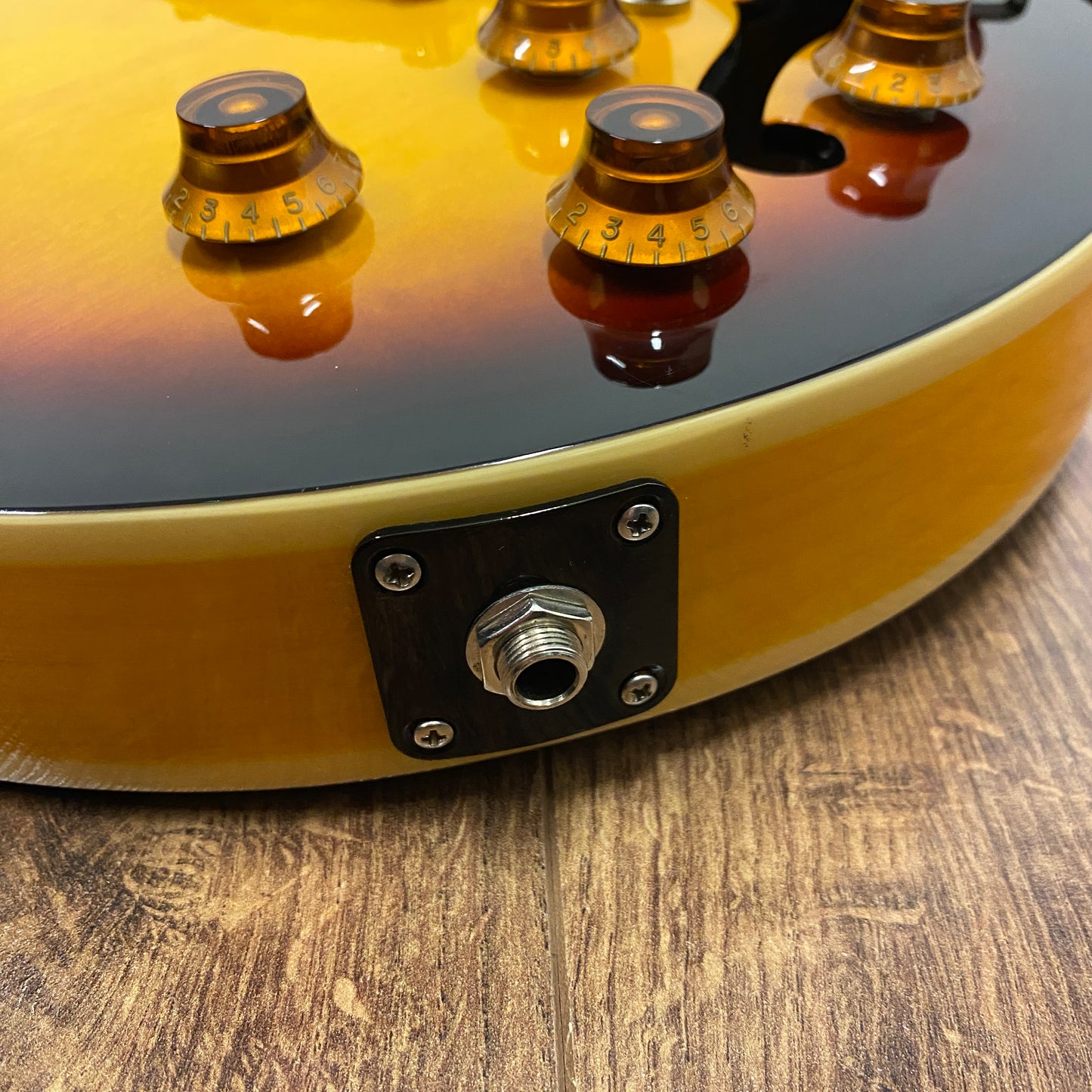 Pre-Owned Epiphone ES-339 - Vintage Sunburst